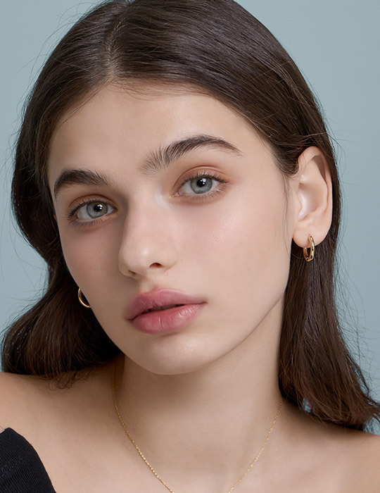 小號俐落百搭圈圈。針式耳環(金)