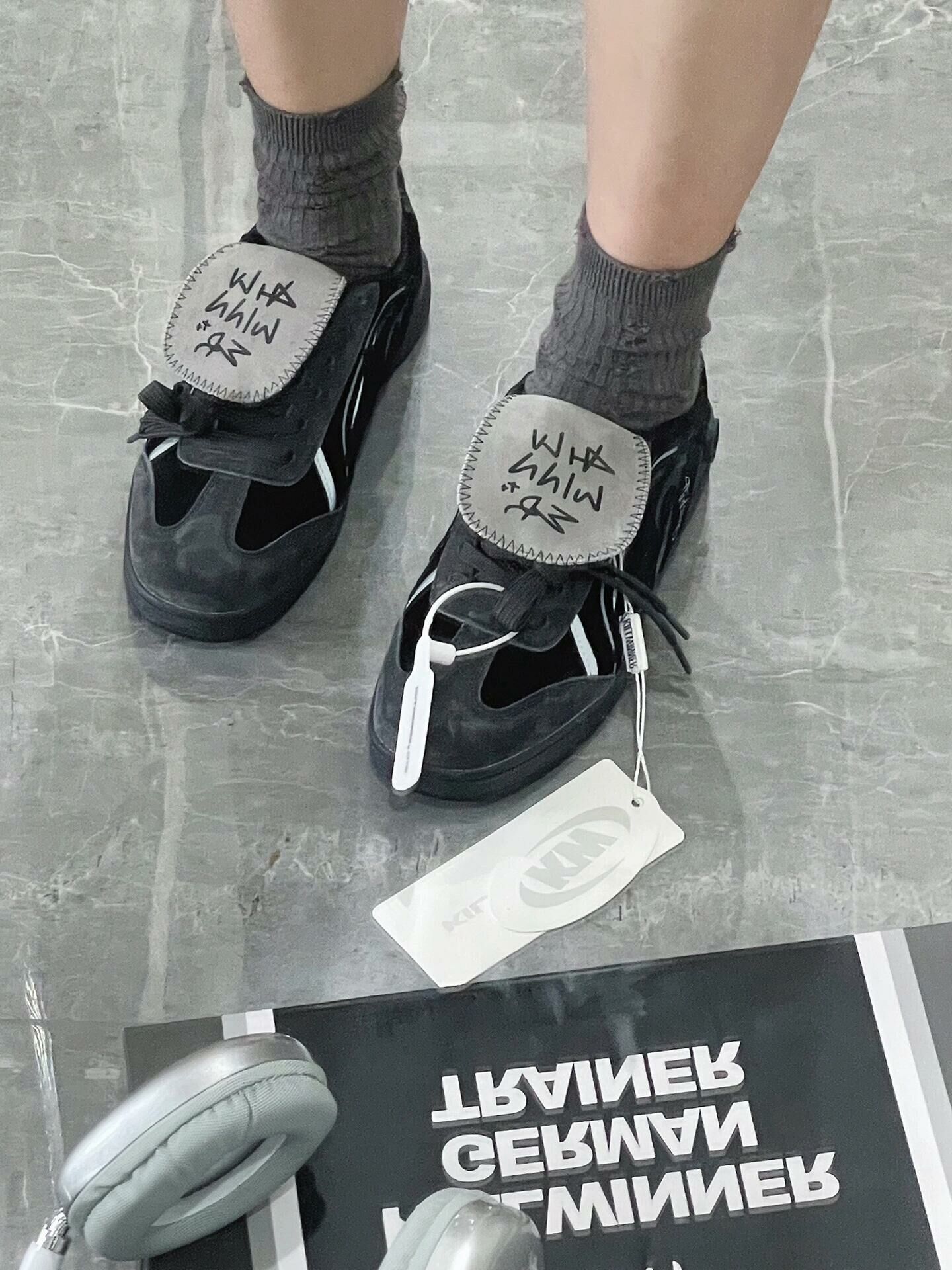 Killwinner 黑芝麻拿鐵德訓鞋 灰黑色 黑武士 外縫線 反光 復古 翻蓋 德訓鞋/預購