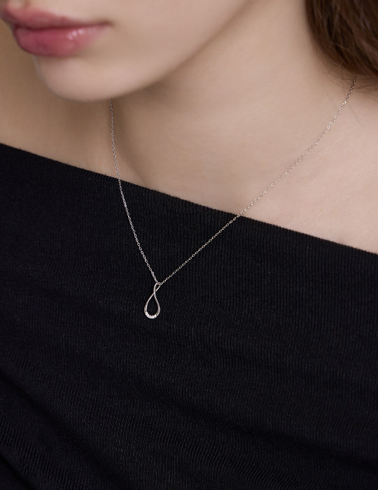 【925純銀】簍空水滴鑽項鍊