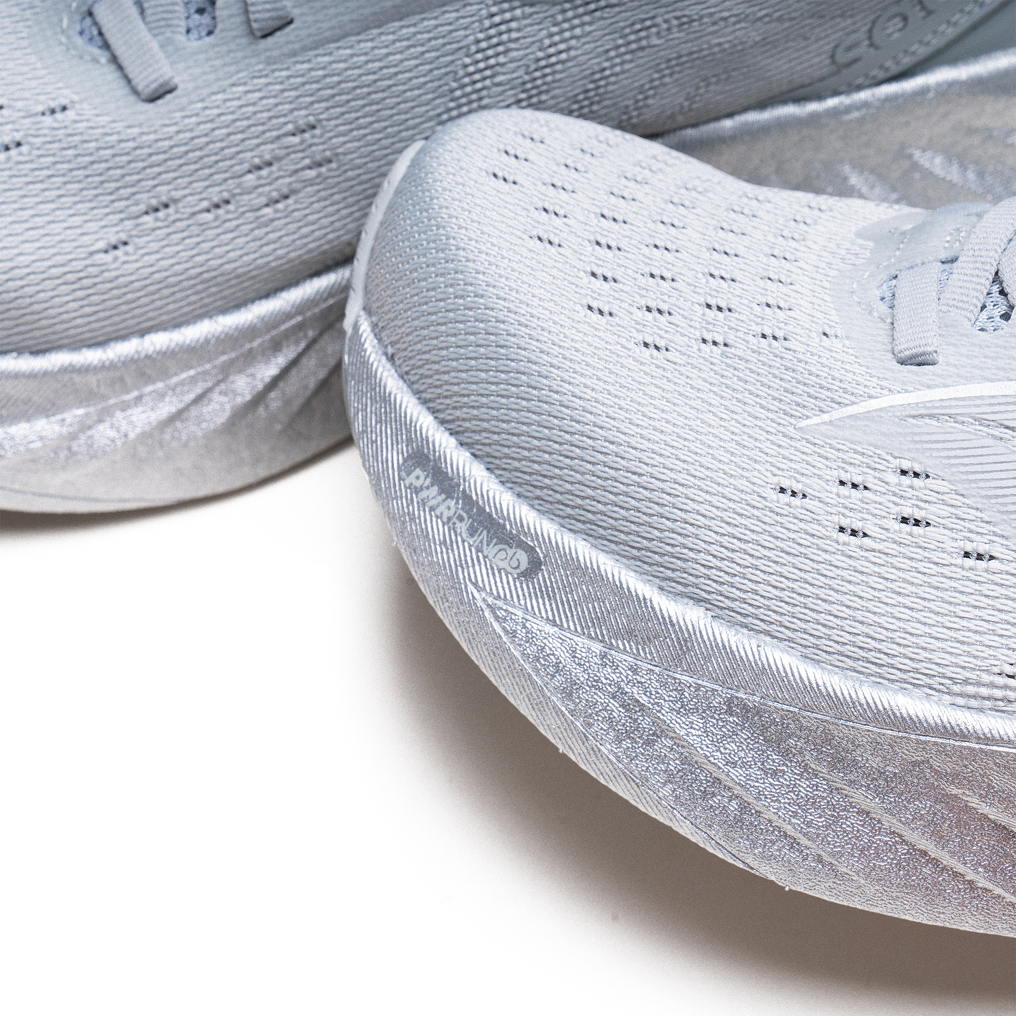 Saucony . CORE 4 | TRIUMPH 22 (S20964-603)
