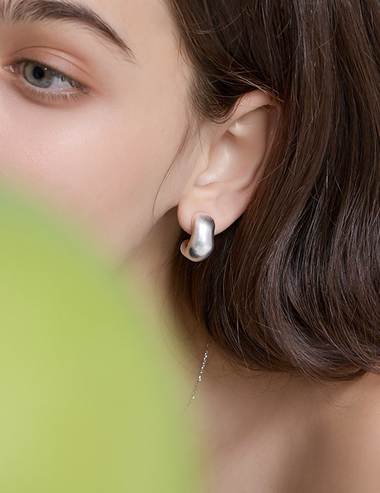 簡約個性。銀針耳環(銀)