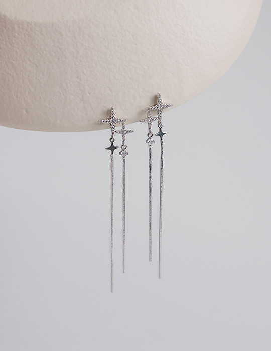 閃耀之星流蘇。夾式耳環(銀)