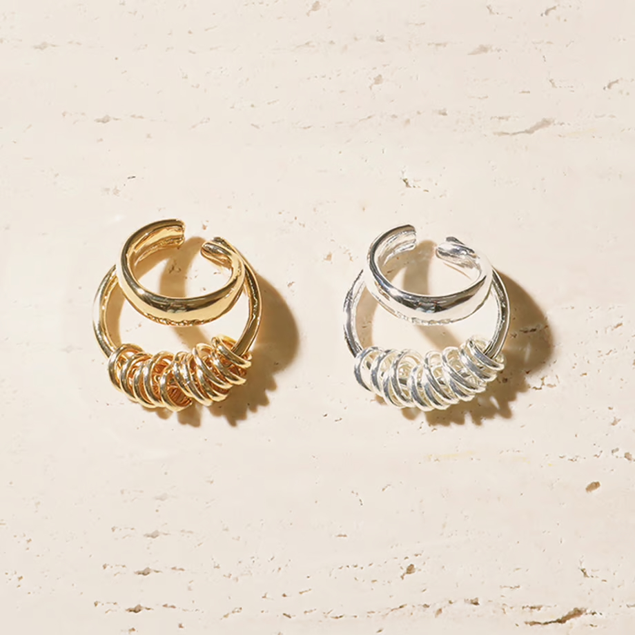 SOIERIE / Infinity coil cuff ring