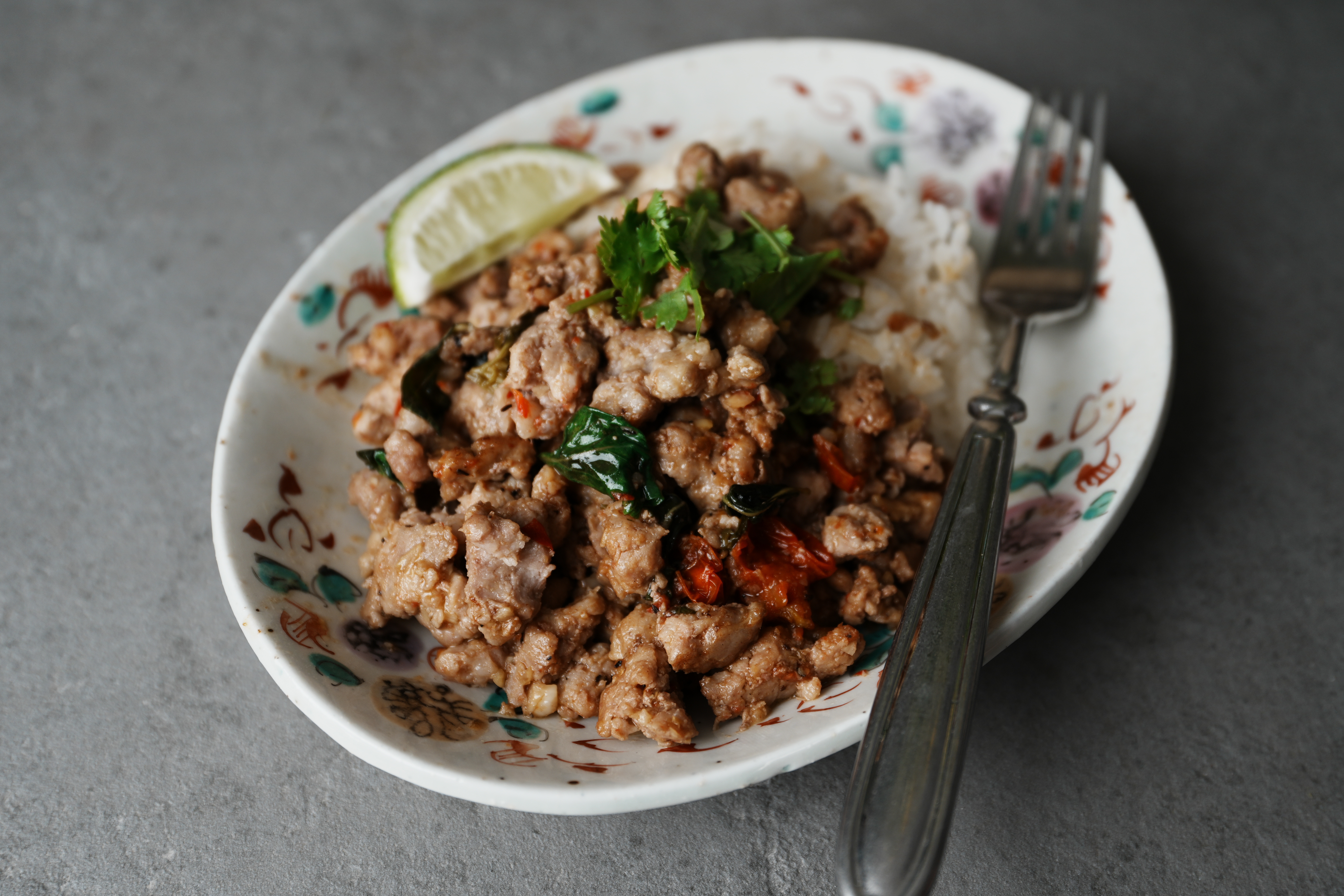 【經典下飯料理🔥】泰式打拋豬