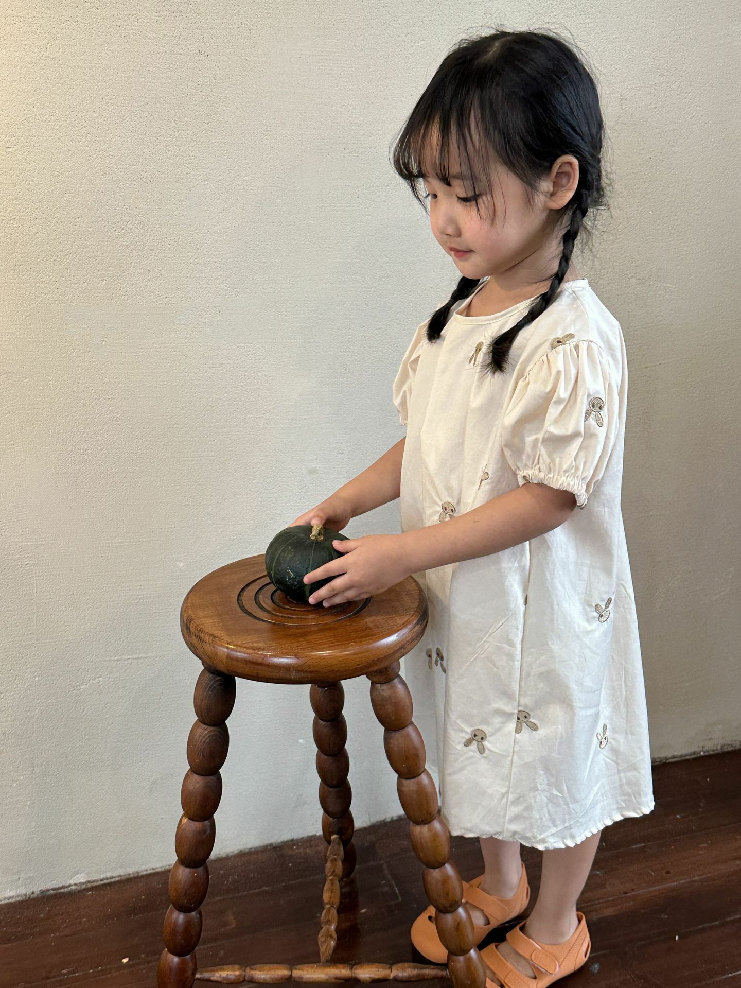 25 夏 小兔子寬版洋裝