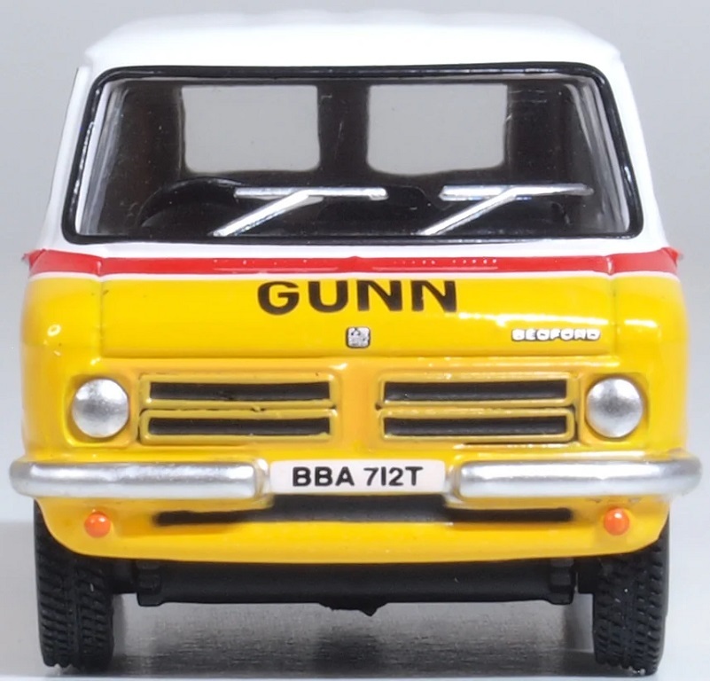 Oxford 76CFV001 1:76 Gunn JCB 貝德福 CF 貨車