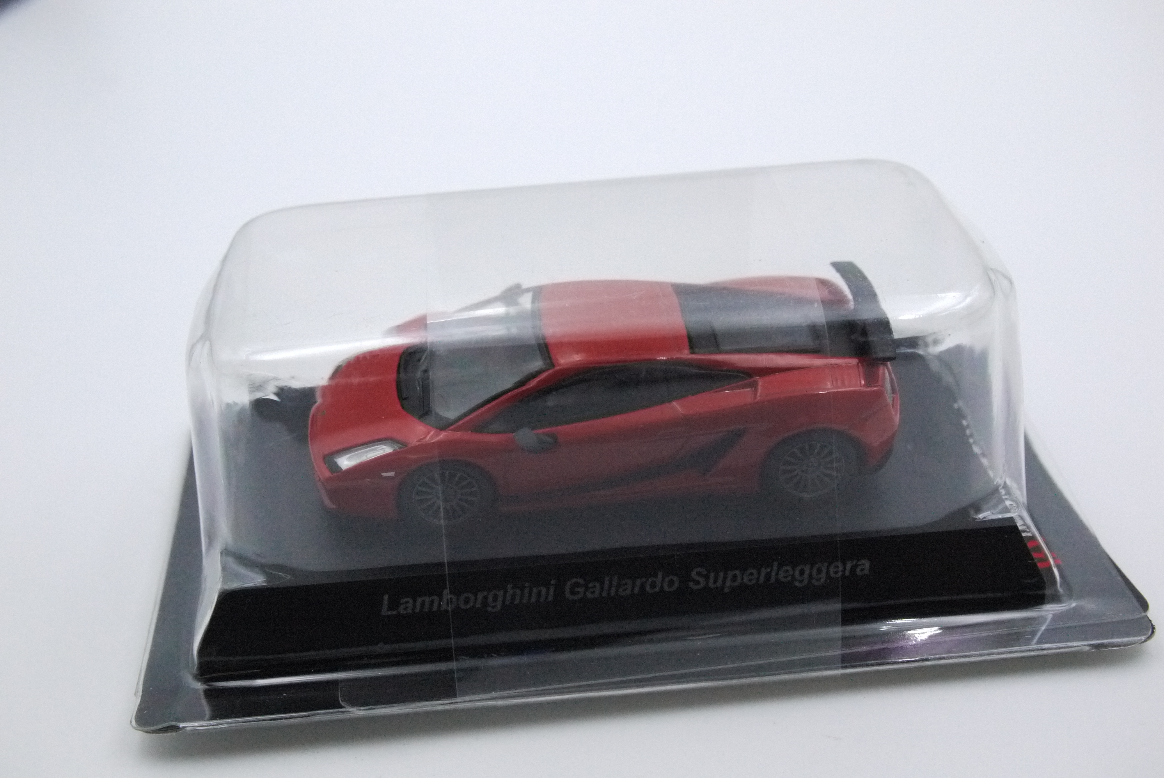 KYOSHO LAMBORGHINI GALLARDO SUPERLEGGERA RED