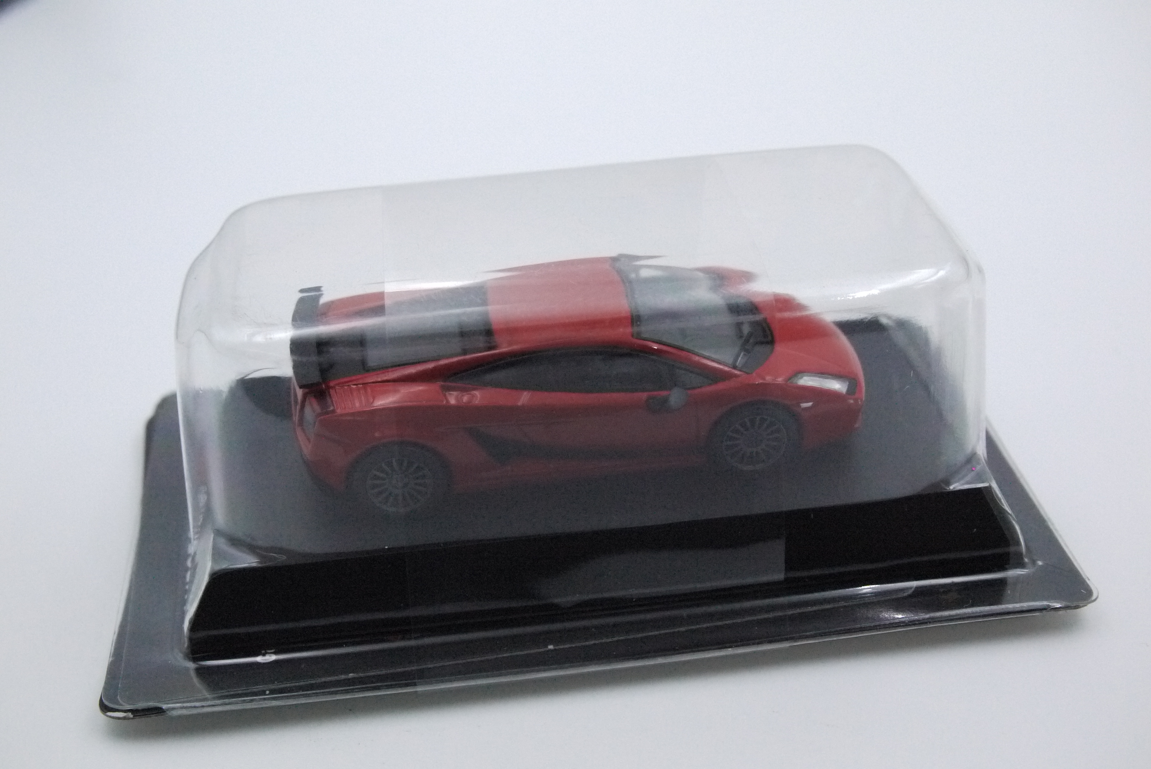 KYOSHO LAMBORGHINI GALLARDO SUPERLEGGERA RED