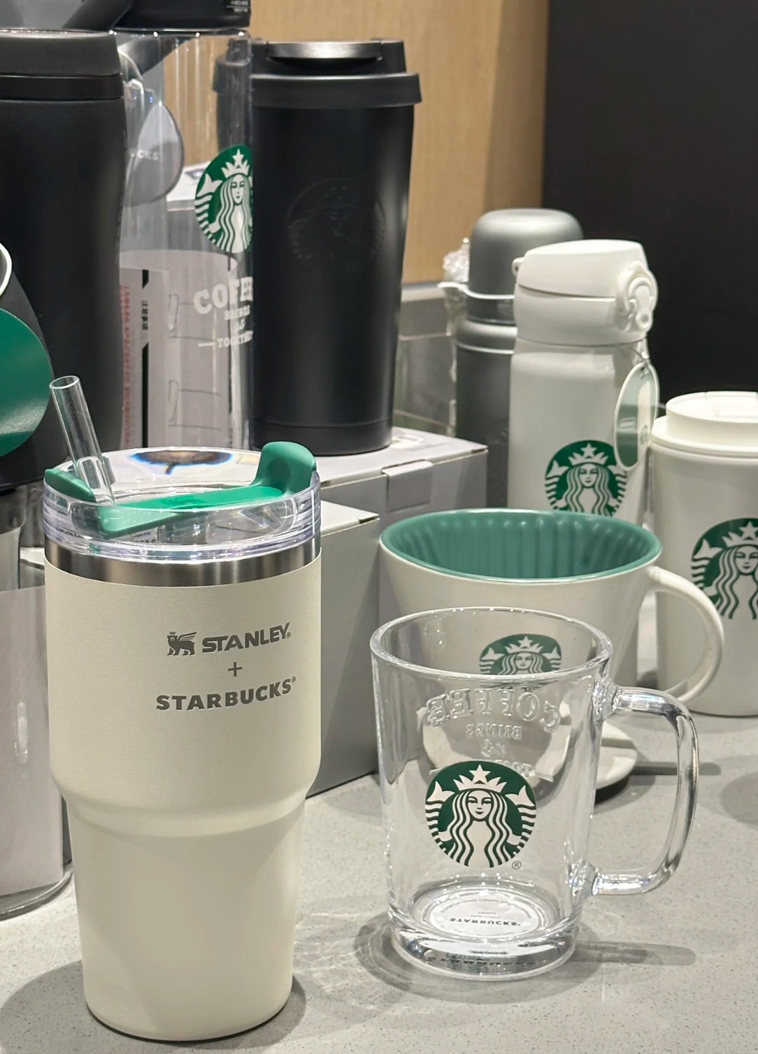 （現貨）星巴克 極簡系列 不鏽鋼杯 保溫杯 玻璃杯 馬克杯