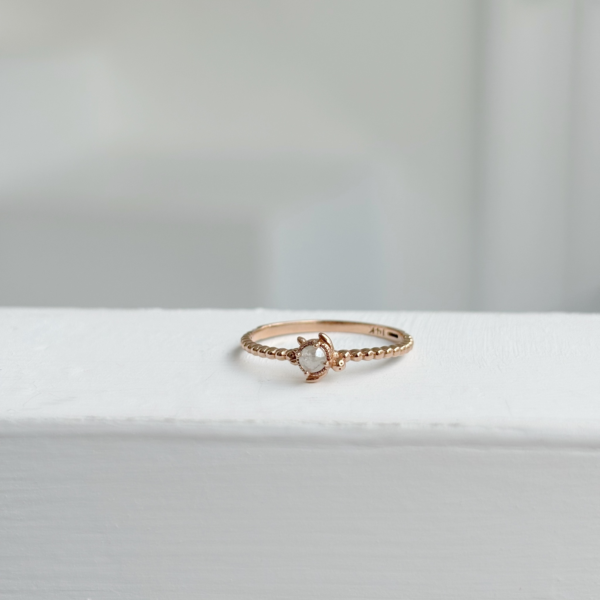 14K小海龜灰鑽原礦戒指