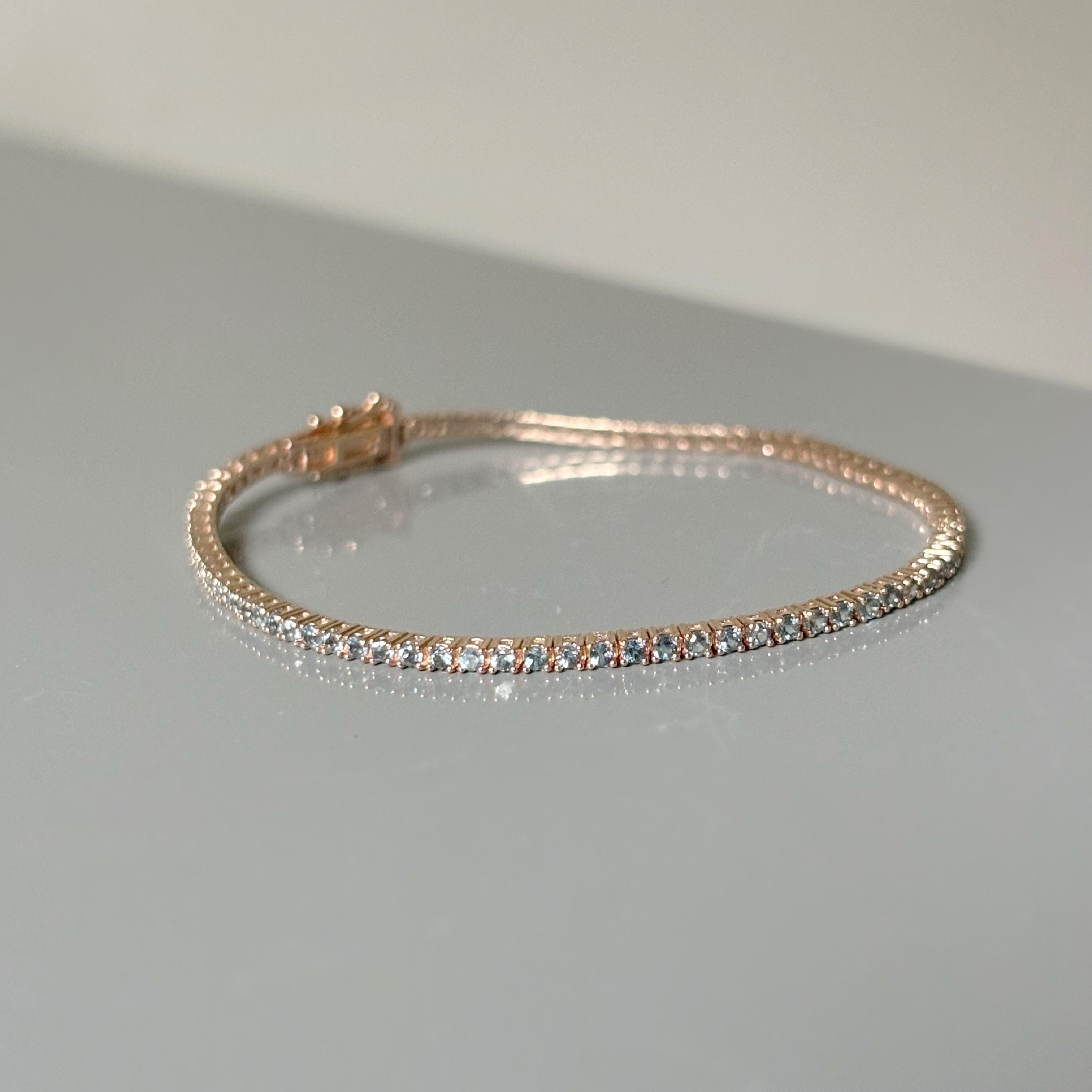 14K Tennis 1.5mm倫敦托帕石手鏈