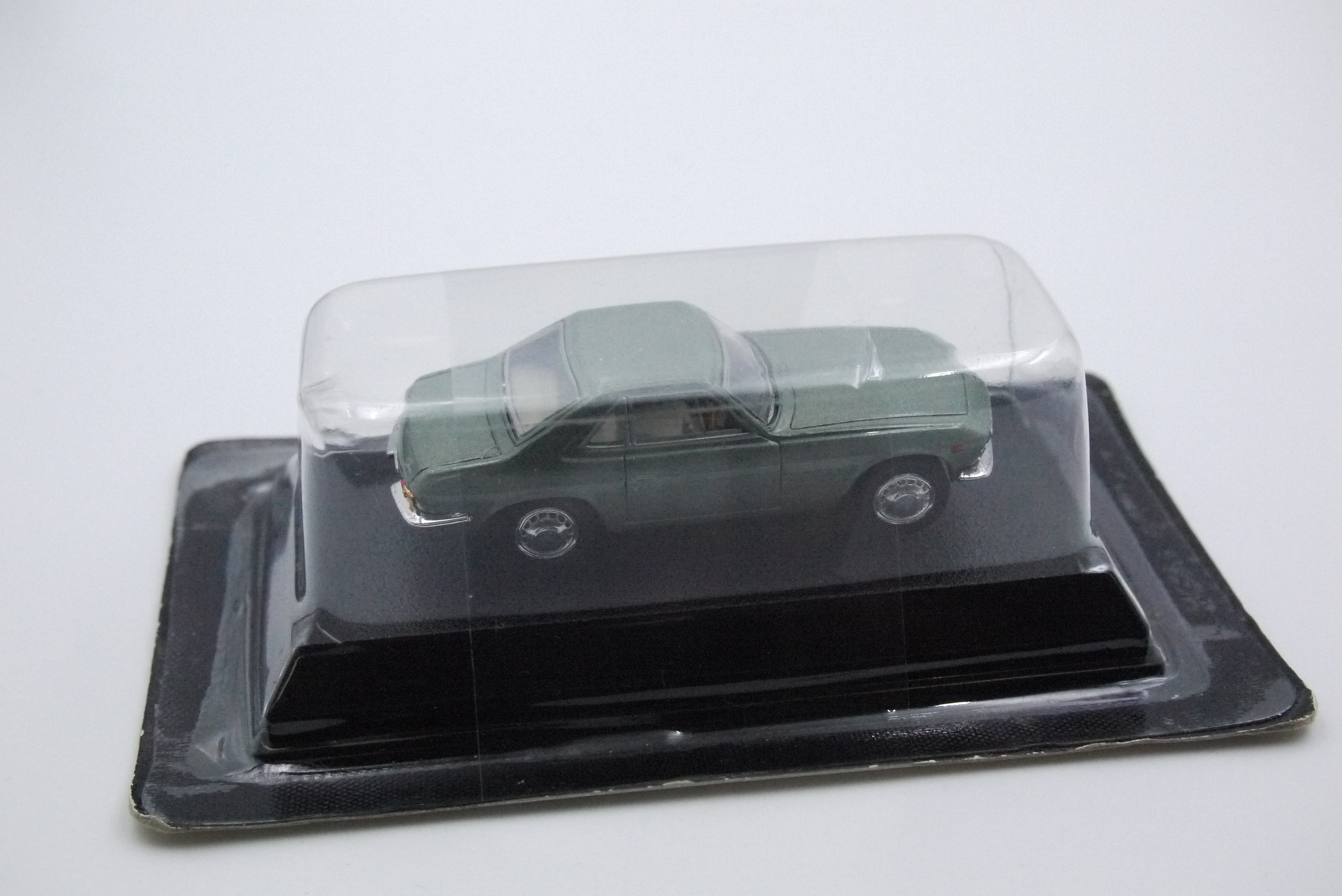 KYOSHO NISSAN SILVIA (CSP311) 1965 LIGHT GREEN