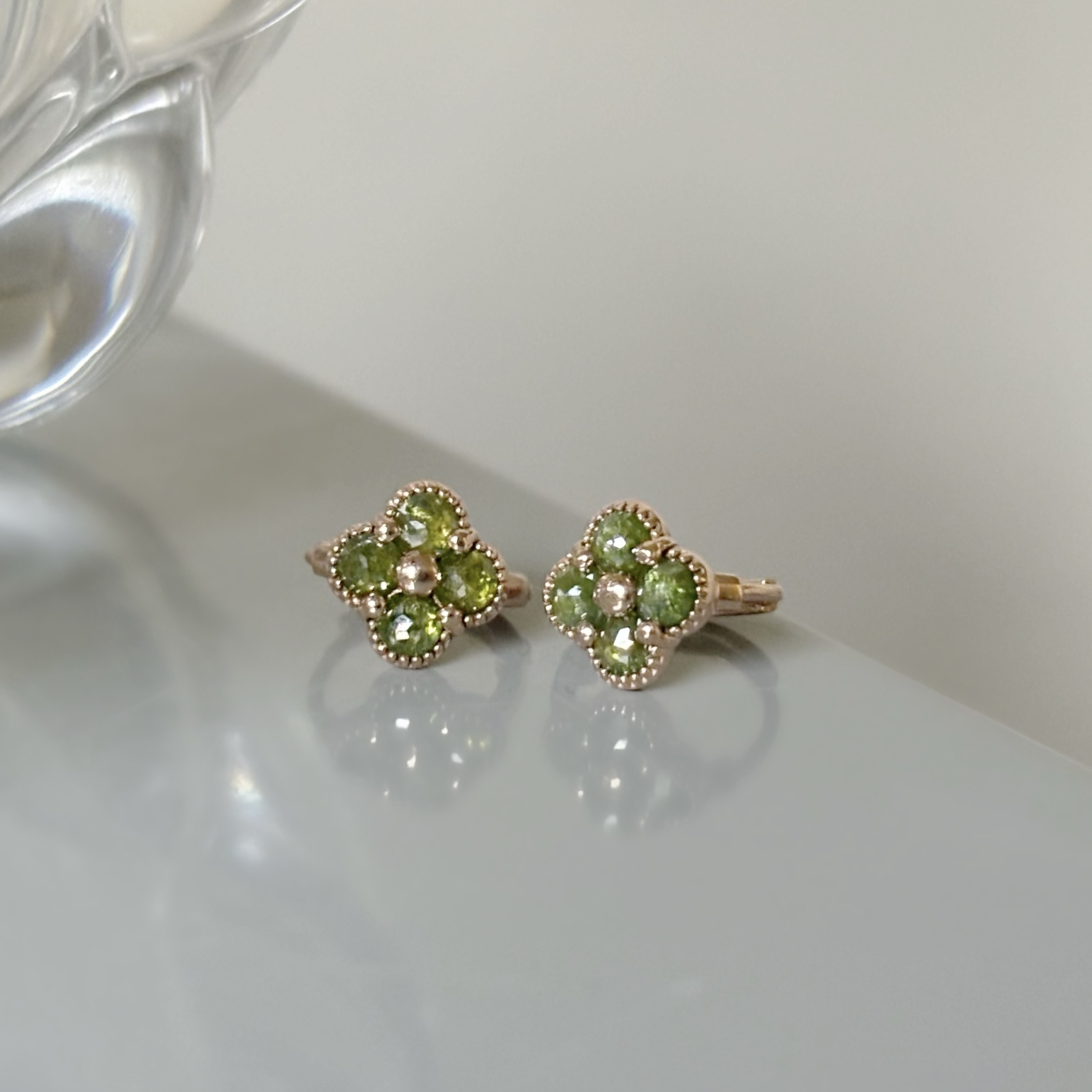 14K四葉草綠鑽原礦耳圈