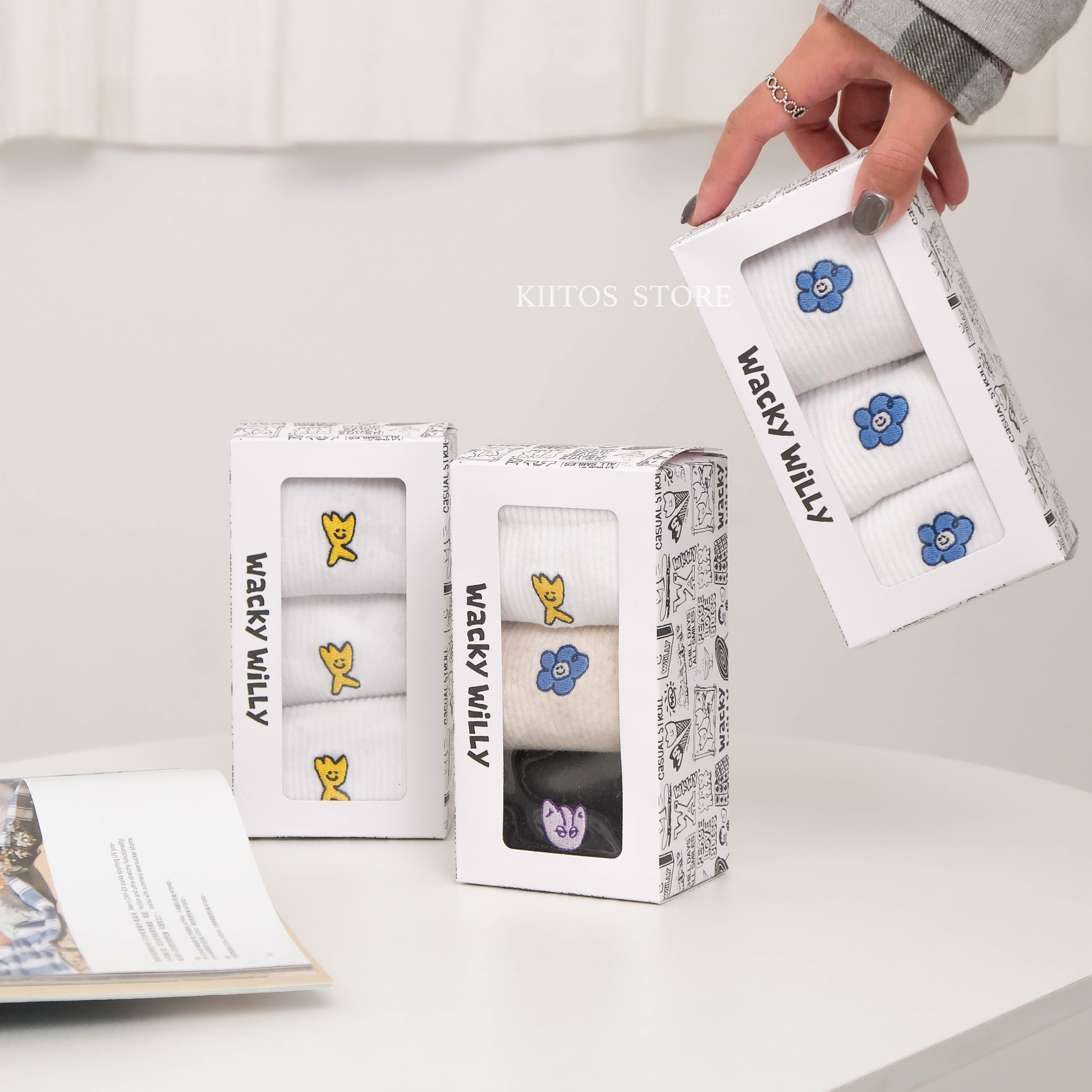 【現貨】Wacky WiLLy ( What it isnt ) 25SS 小黃人 花花 獅子 盒裝 襪子 三件組 小飛人