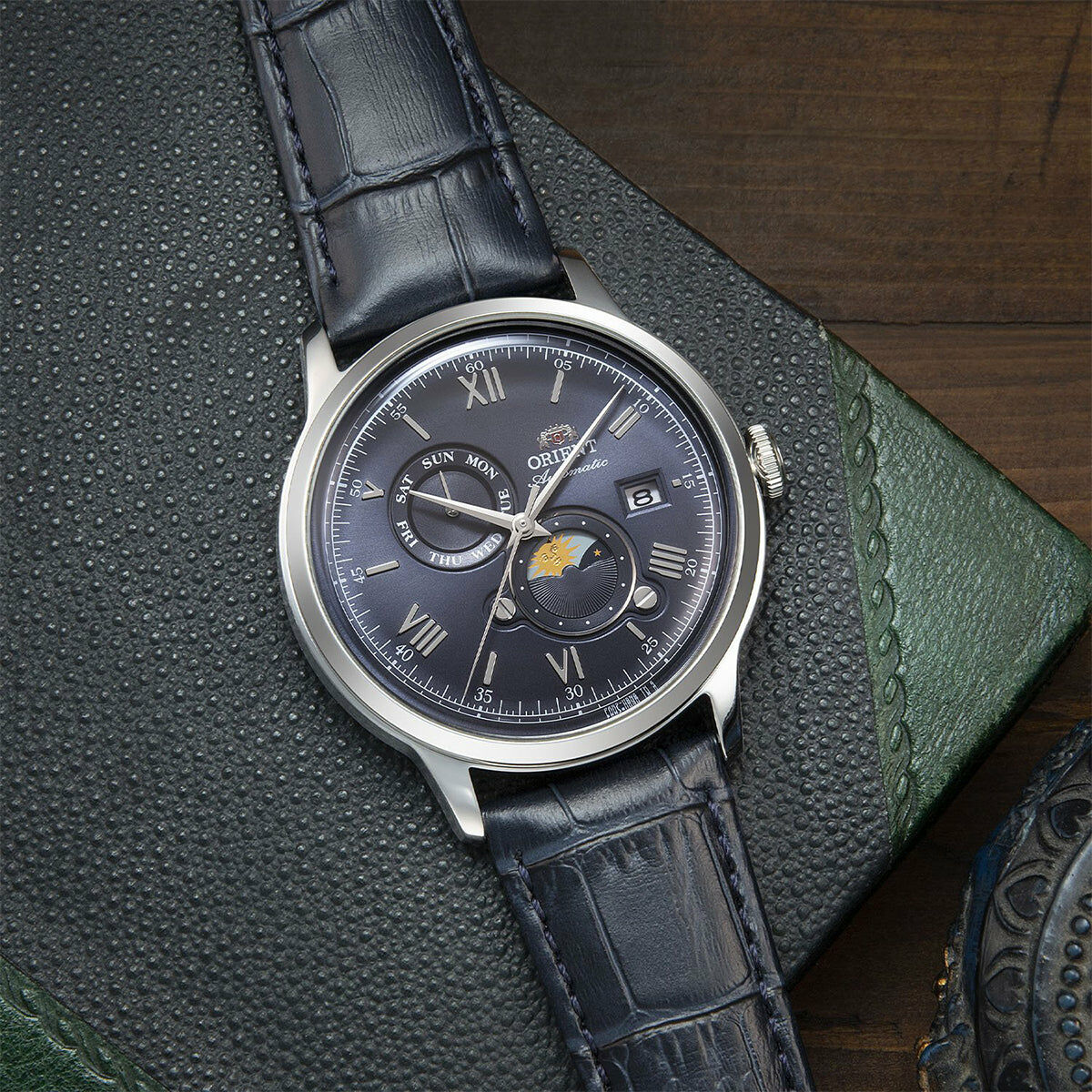 ORIENT Bambino Sun & Moon Automatic RA-AK0806L