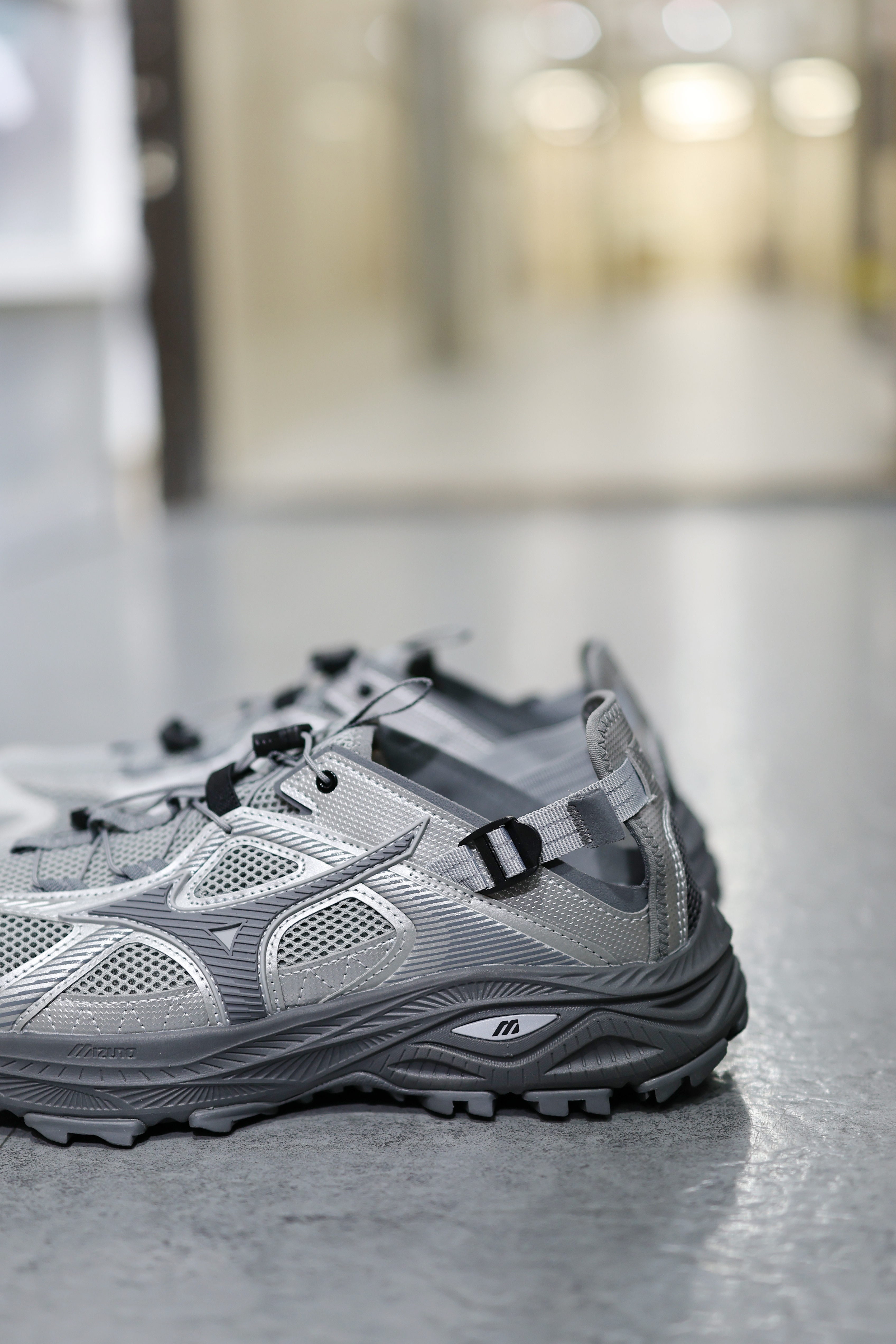 【Mizuno】Racer Trail SE Silver Grey レディース★D1GH241906 MIZUNO RACER TRAIL SE “GREY