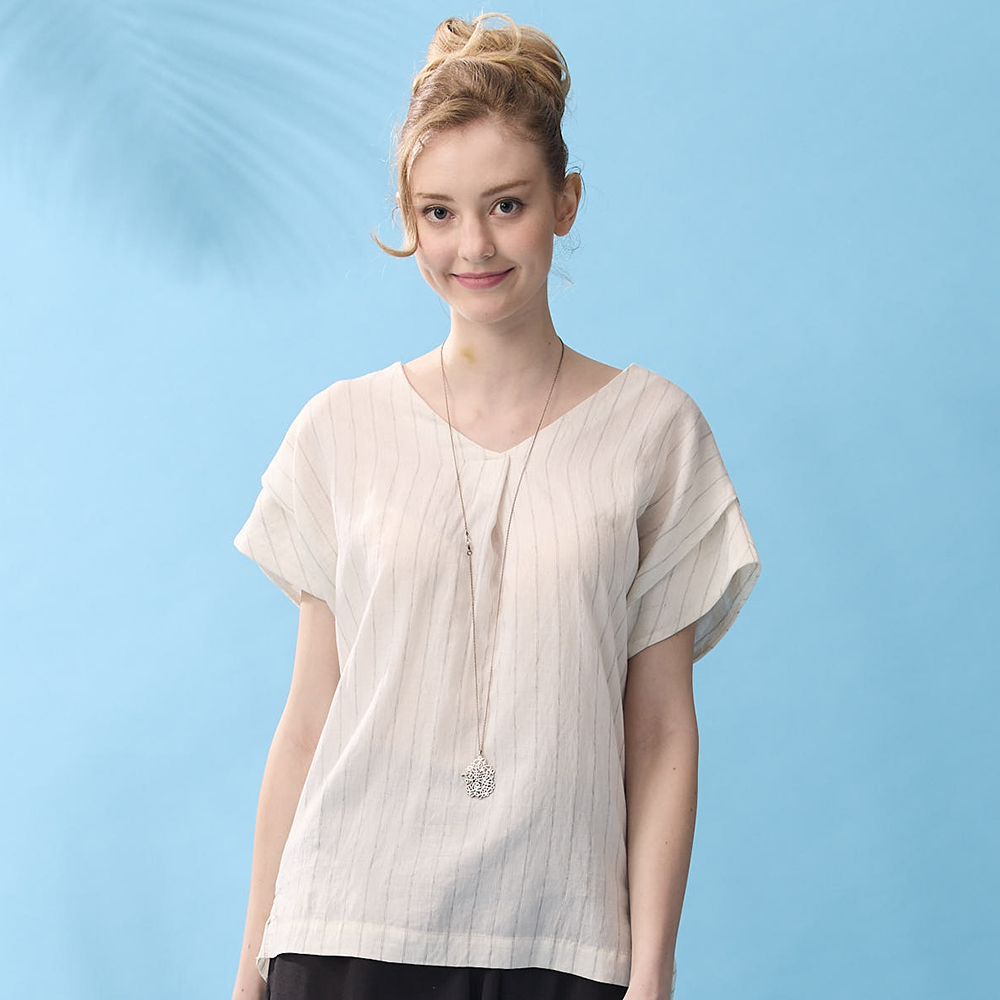 PIPPY 氣質直條紋V領短袖上衣 米