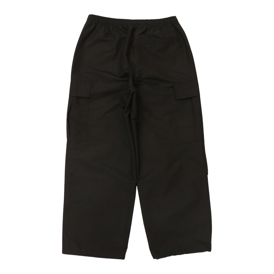 男款-ACTION STYLE系列 打褶 寬版工裝長褲-黑色（C3-B206-090）