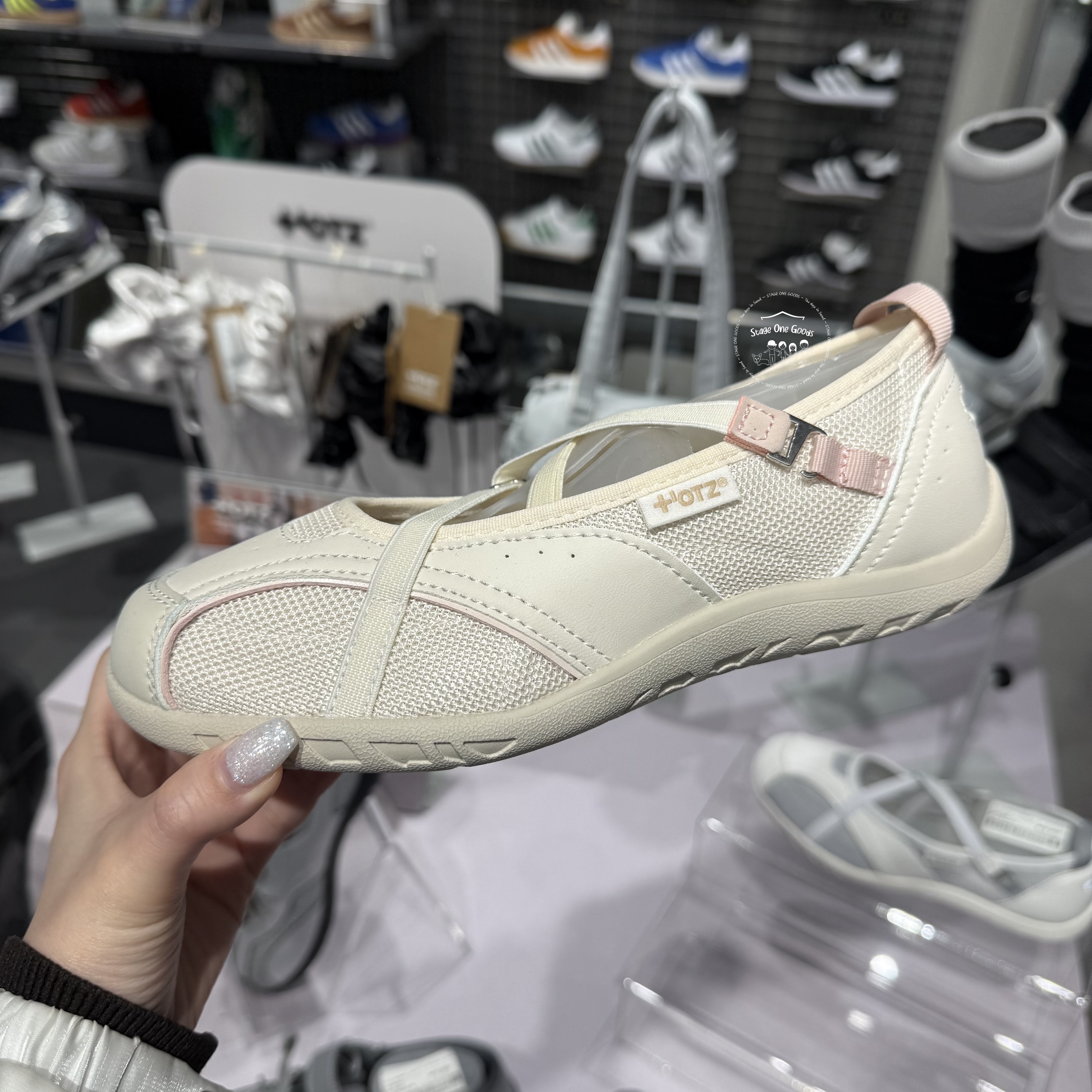 OTZ ROMARY BANDING FLAT SNEAKERS