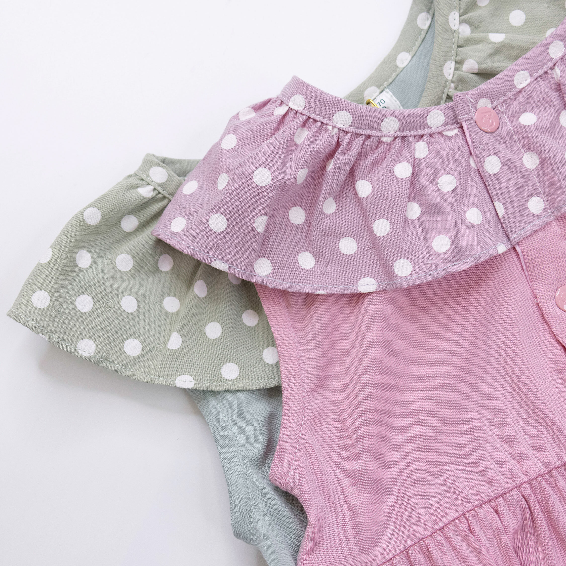 范侖鐵諾【32027】可愛小兔點點拼接領連身裝＊二色