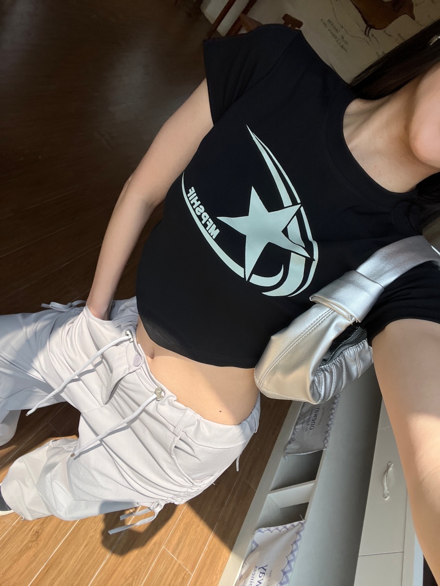 Y3K酷帥星星大短版上衣*2色