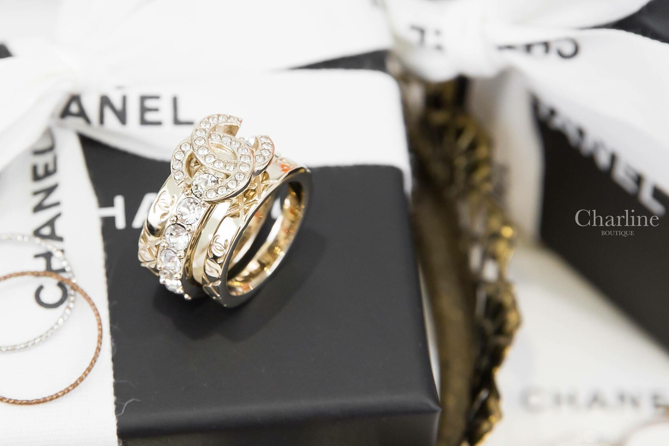 Chanel Ring 金色CC菱格紋/水鑽CC戒指三件組-Charline Boutique 精品代購