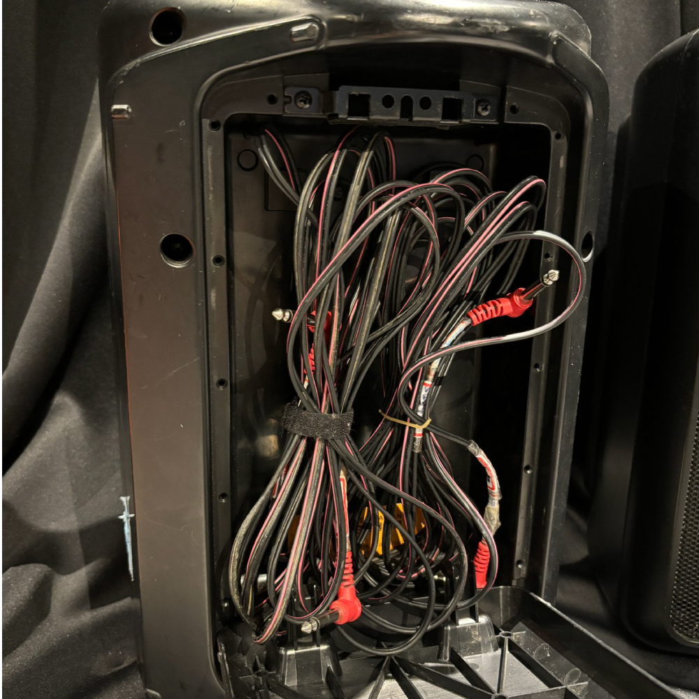 【日租】YAMAHA 【日租】YAMAHA / STAGEPAS 400i 攜帶式PA喇叭組 *2 (400W) 第 4 張圖片｜三峽錄音 / 音響