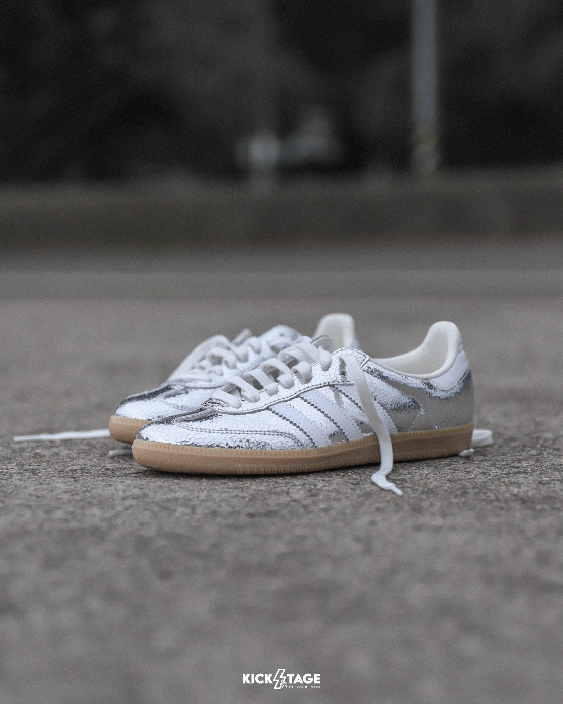 女鞋 ADIDAS SAMBA OG 液態銀 碎銀 銀灰 白色 裂紋 焦糖底  德訓鞋 休閒鞋【JR0035】ADS