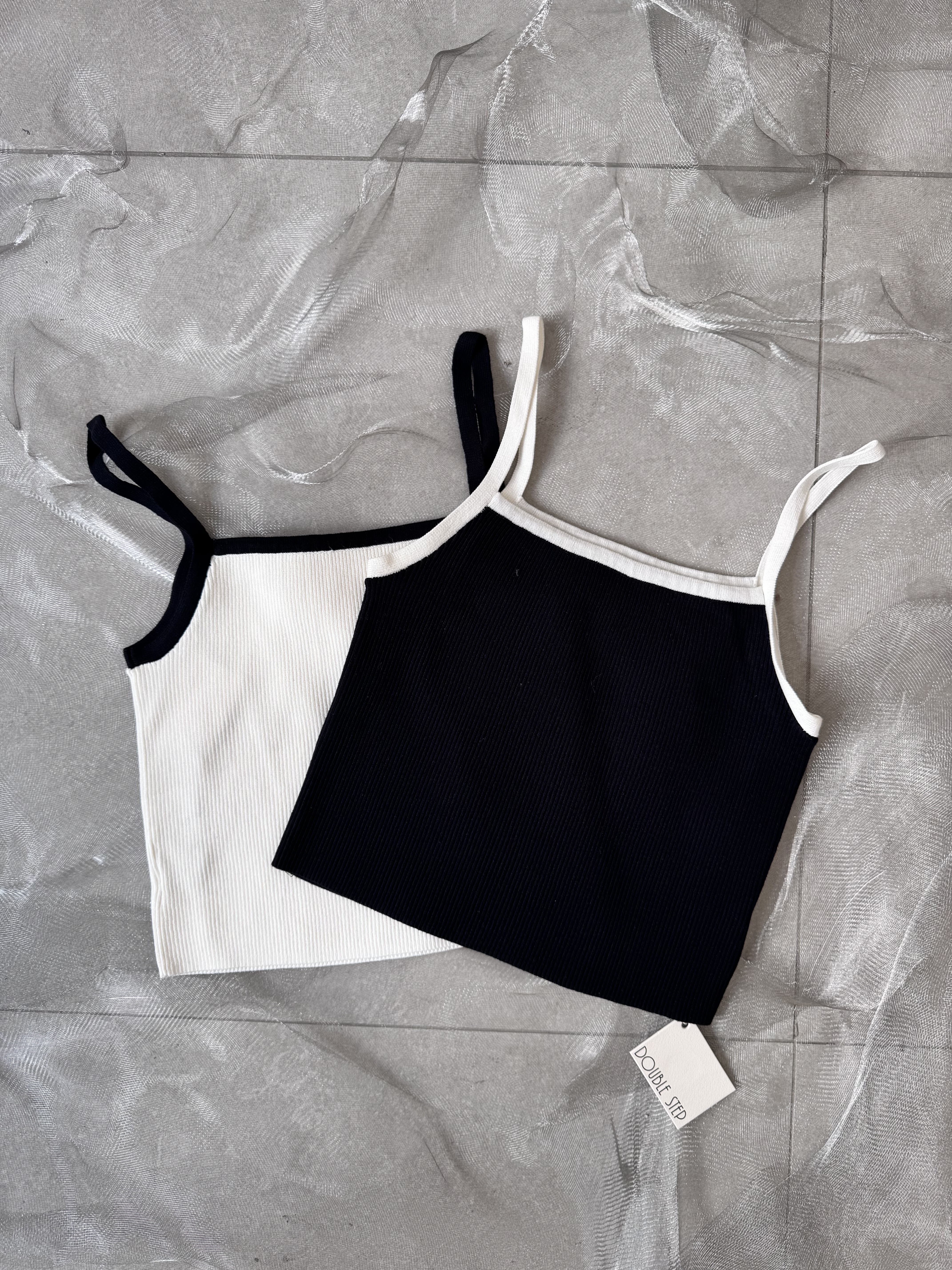 雙色針織小背心 - TT51584