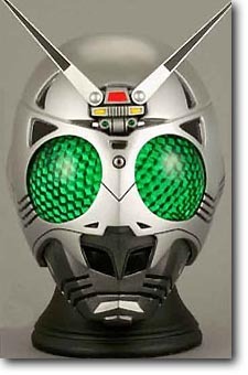 Medicom Toy MEDRMW-27 1/2 Shadow Moon Mask（現貨）
