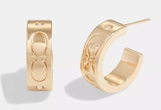 [US] COACH CI901 SIGNATURE HUGGIES EARRINGS,GOLD, 889295522646 (SCO1008)
