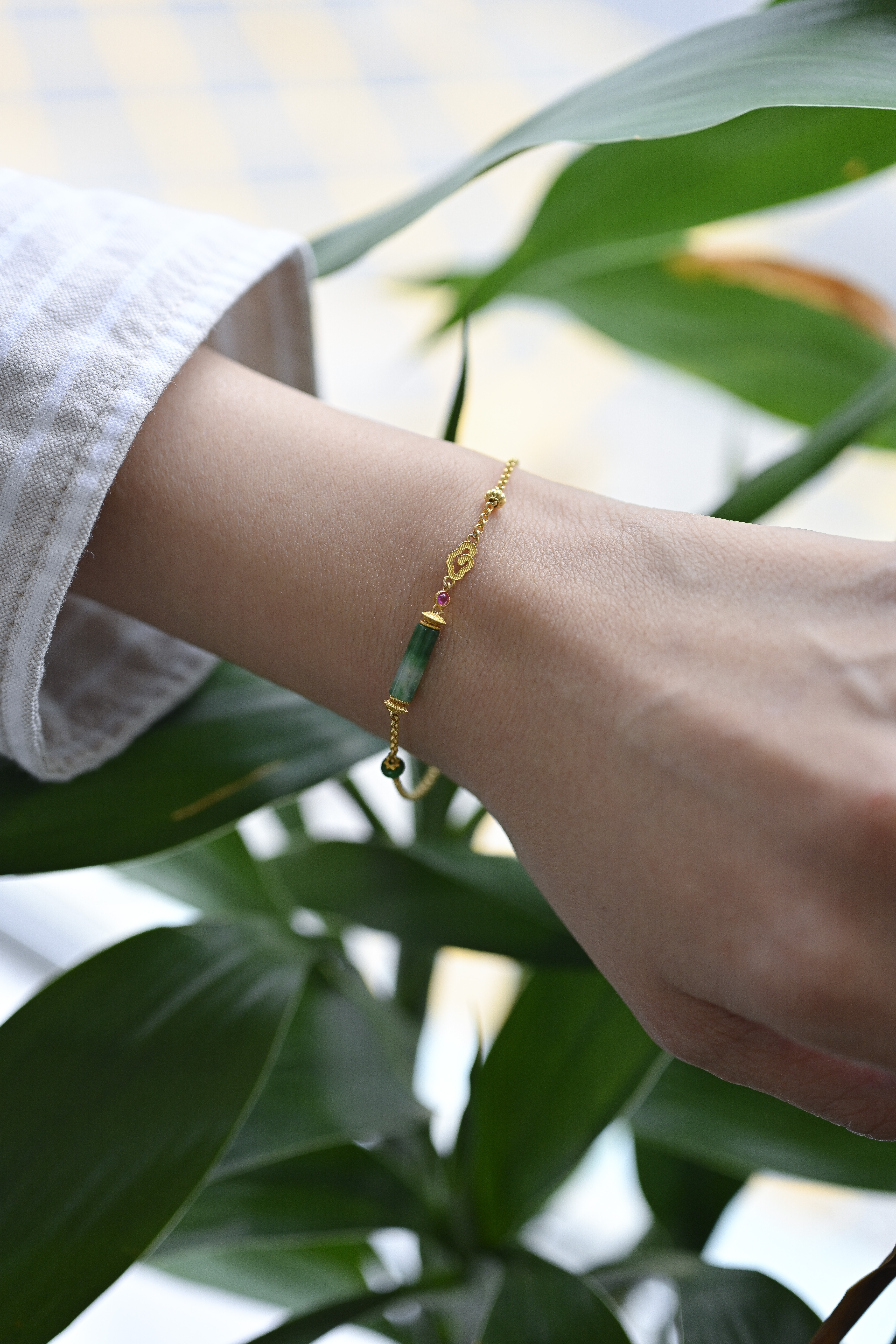 18K Green Jade Bracelet