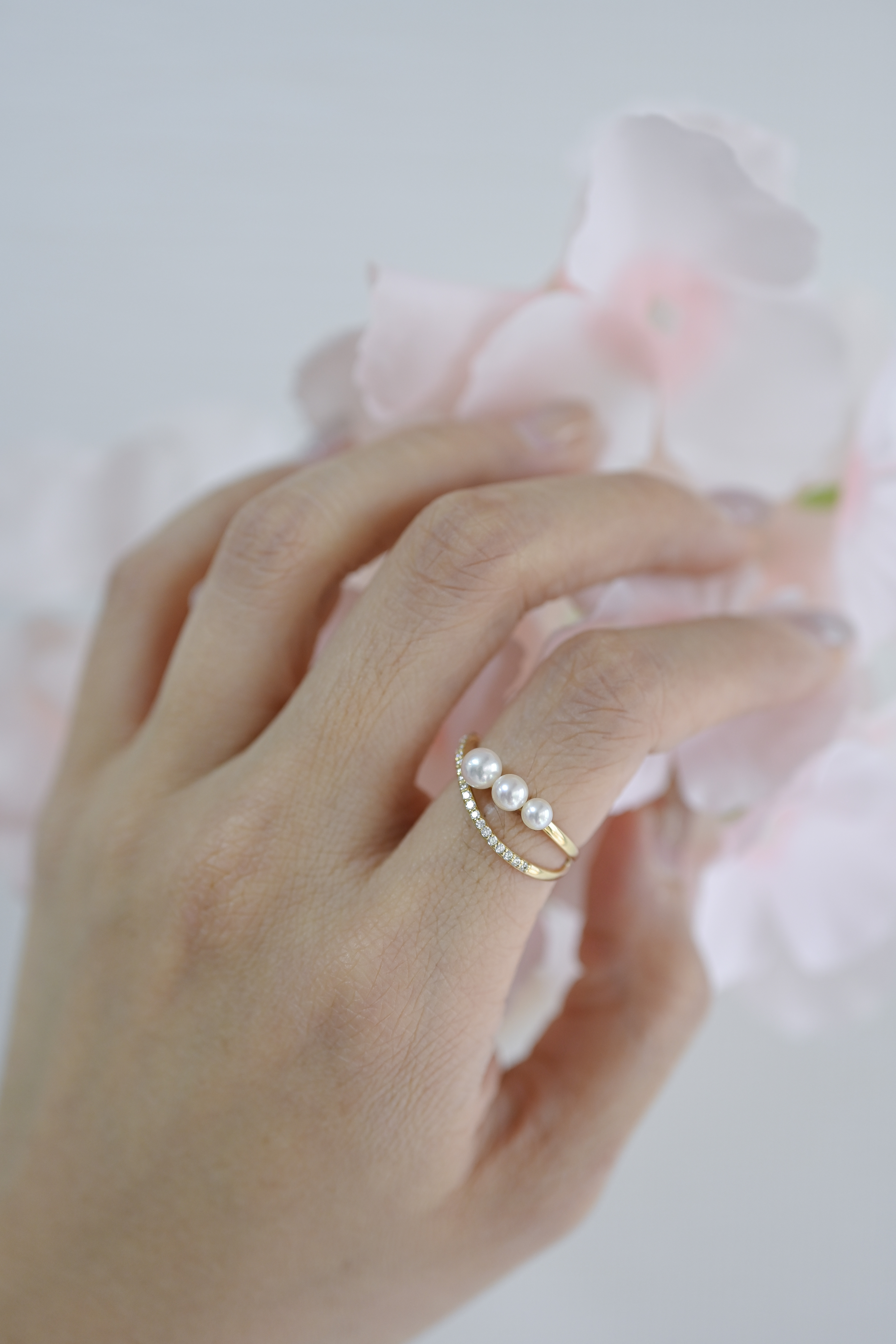 18K Akoya Pearl Diamond Ring