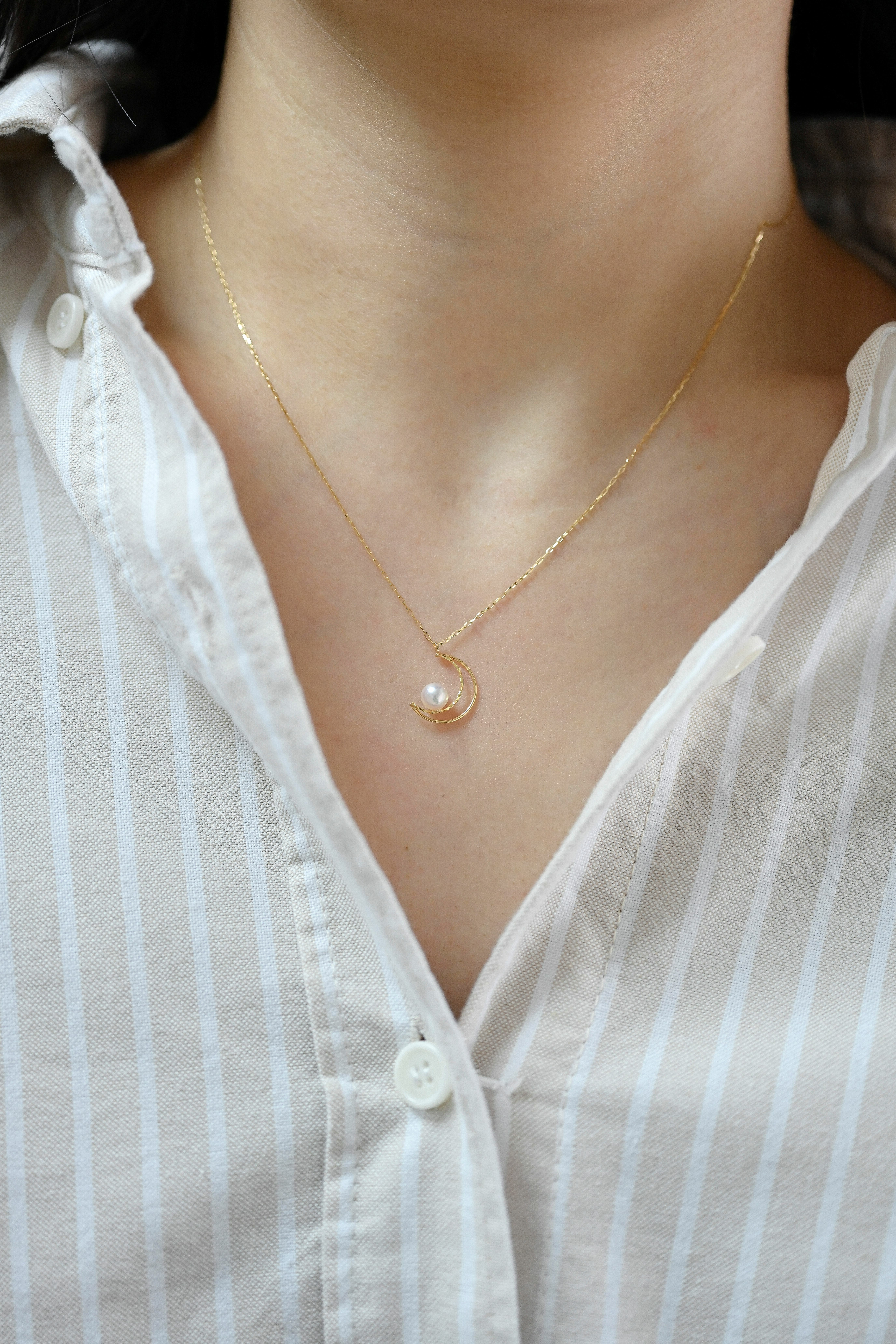 18K Moon Akoya Pearl Necklace