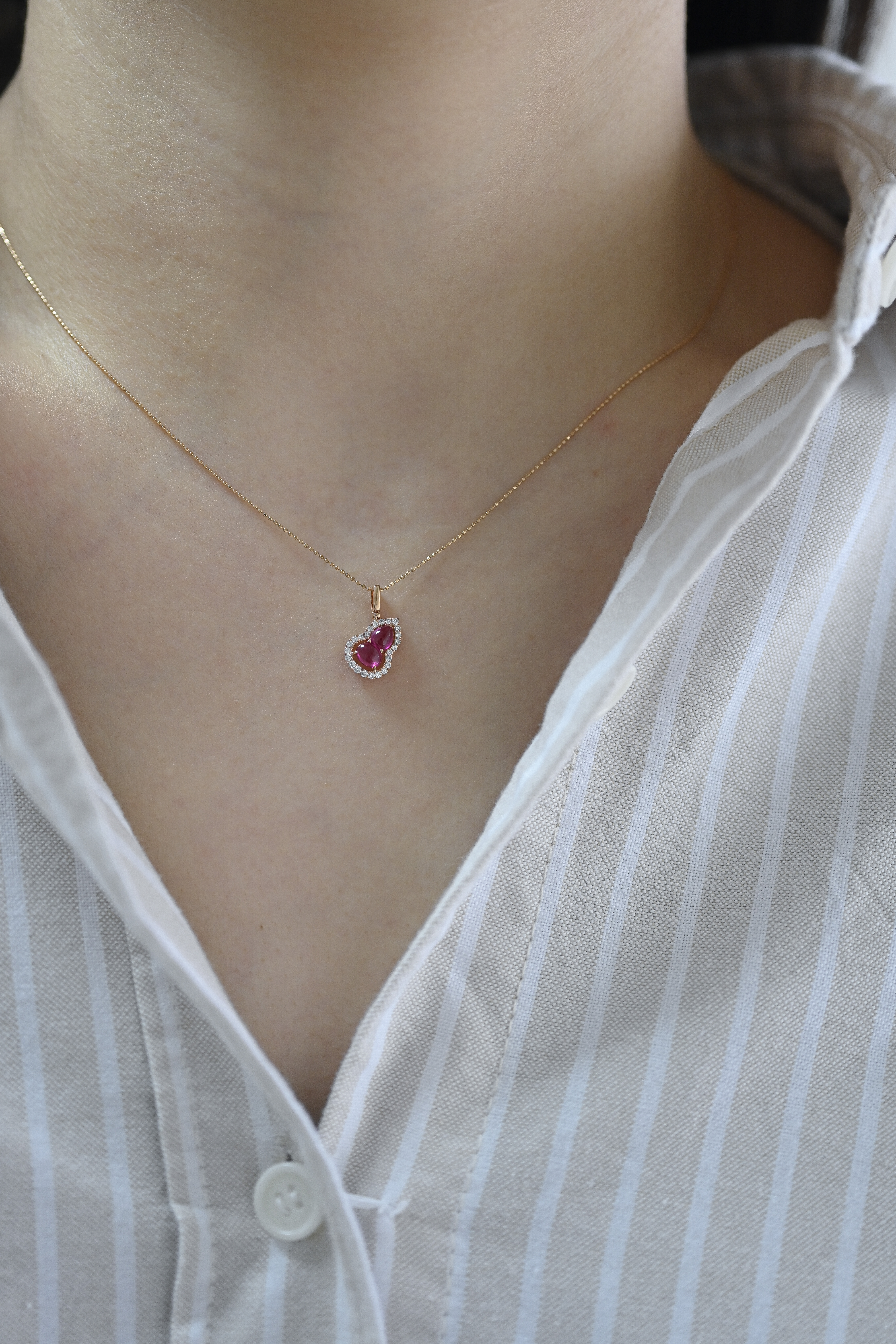 18K Mini Gourd Pendent