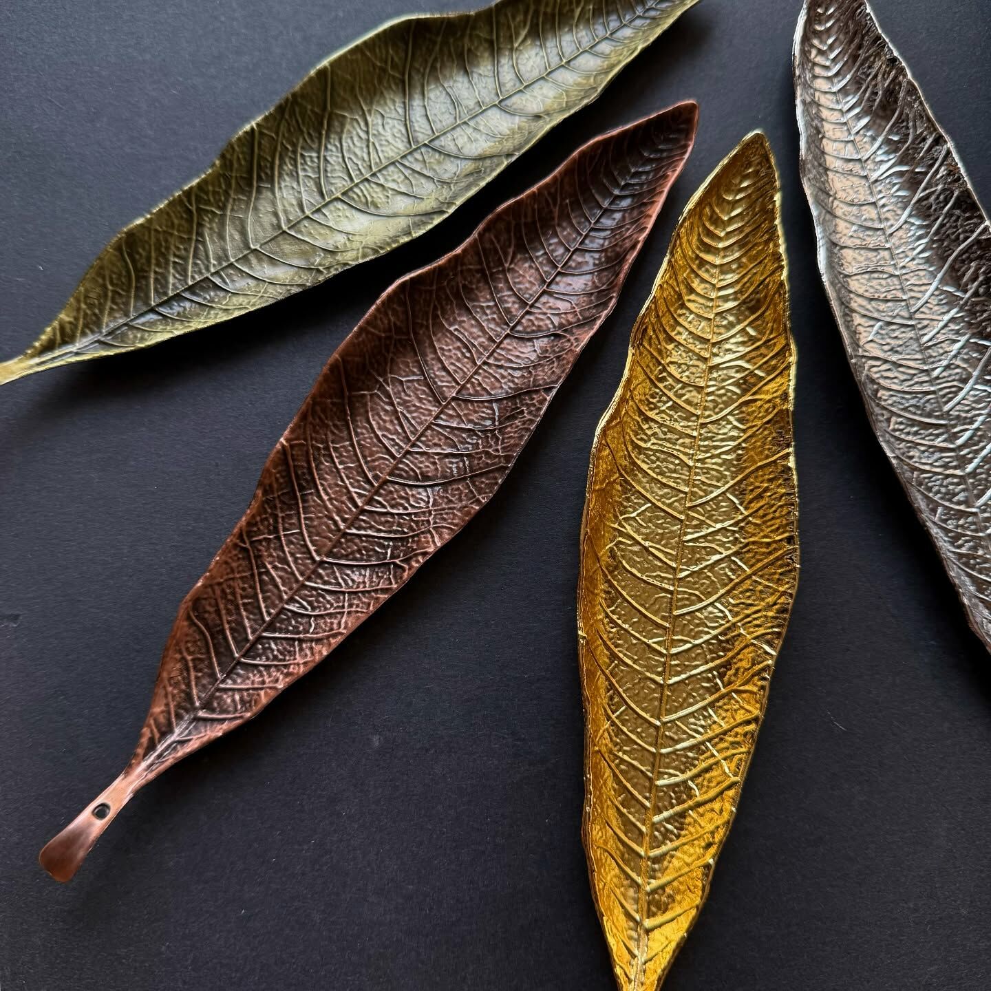 [原石] 金屬製線香插座 盤子 葉子造型 共四色