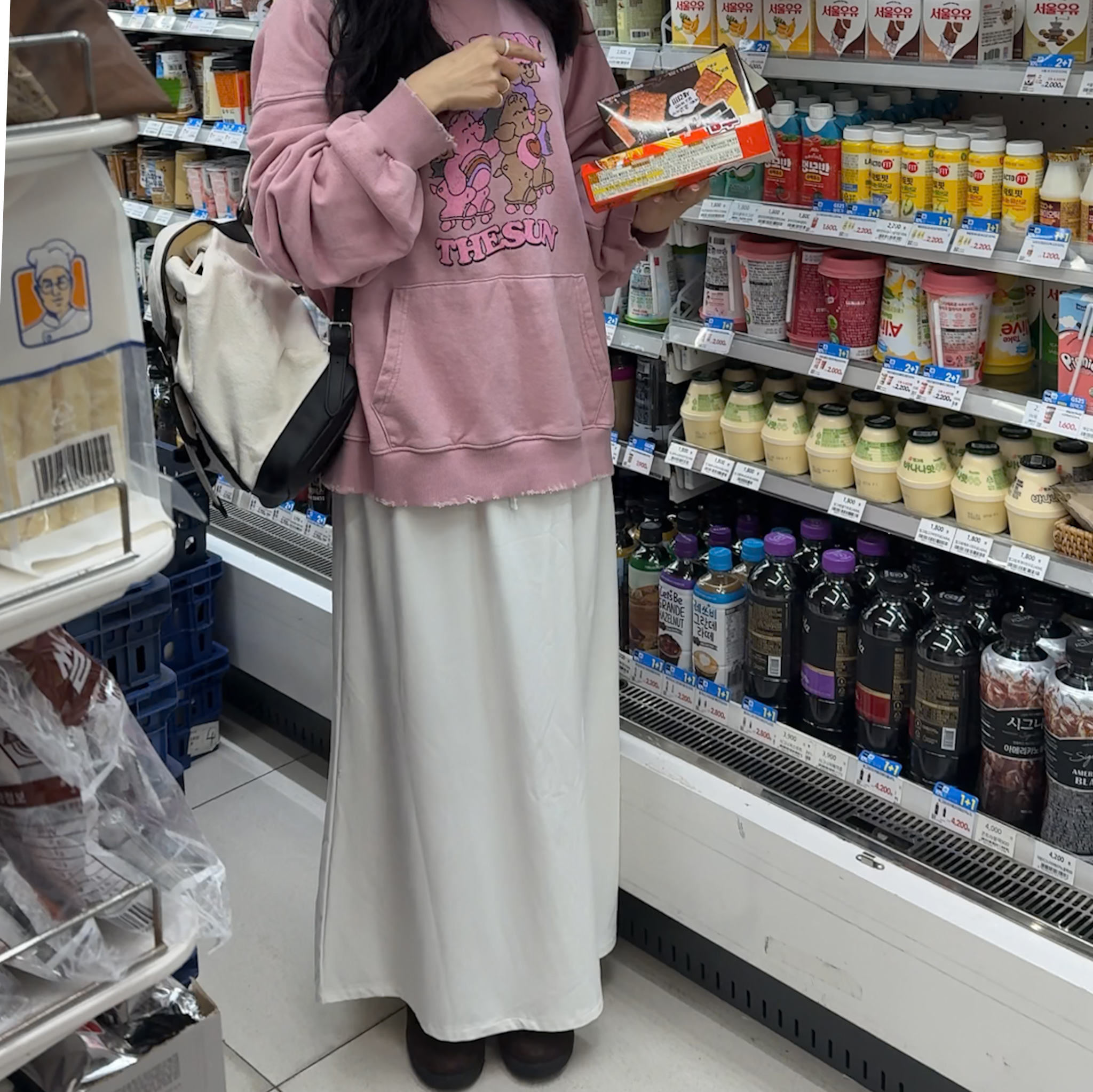 C21闆娘的夏日材質長裙(白/黑)