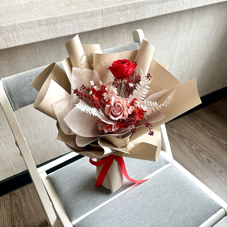 摩卡・玫瑰花束・紅玫瑰+摩卡玫瑰・可宅配（外縣市限本島)