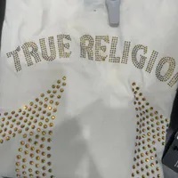 [S] TRUE RELIGION WINTER WHITE CRYSTAL HS V NECK TEE, 208315-WINTER WHITE (STR126)