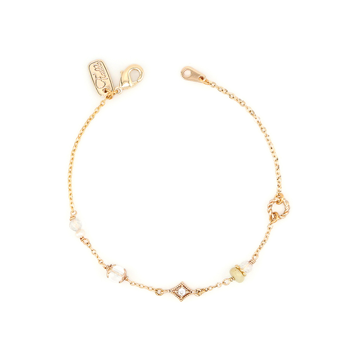 四月誕生石 • 薄雪草 • 珍貴的回憶 – 白水晶 – 手鍊