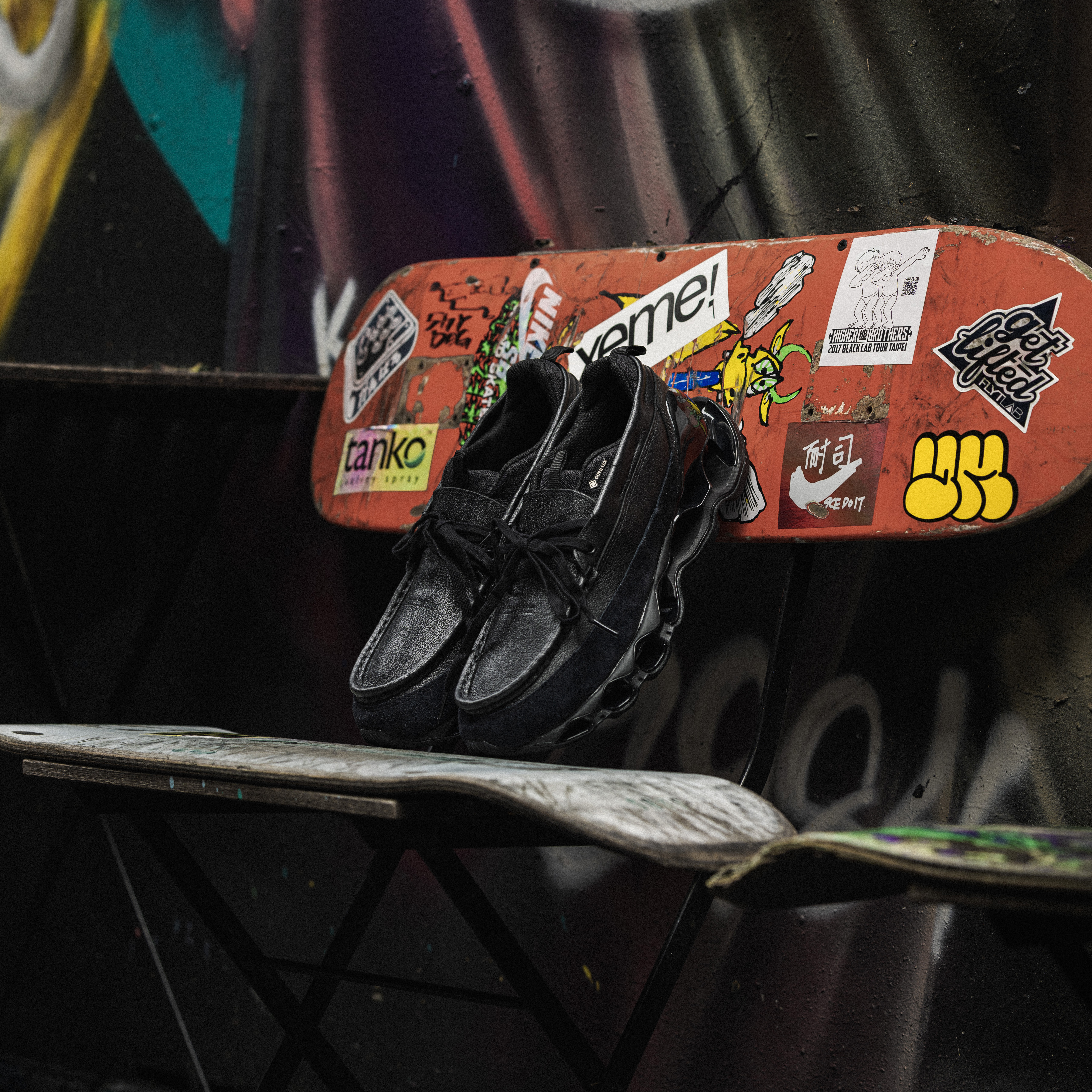 -(C8a)-MIZUNO WAVE PROPHECY MOC GTX GORE-TEX TRIPLE BLACK 美津濃 莫卡辛鞋 高性能跑鞋 防水 全黑-D1GD240601