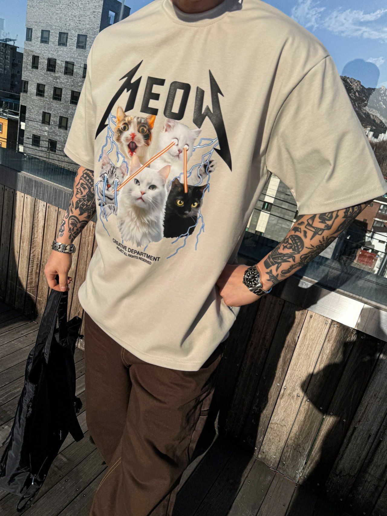 貓仔圖案英文字短袖Tee PLUS82HIYA-122T