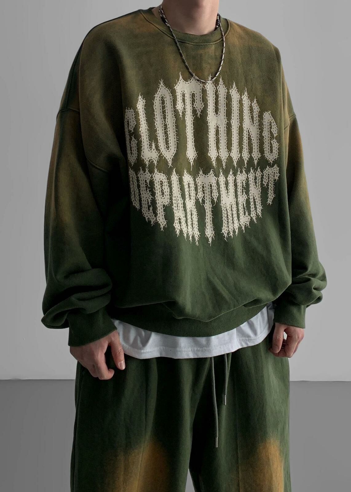 洗水英文字衛衣 COVILL-169T