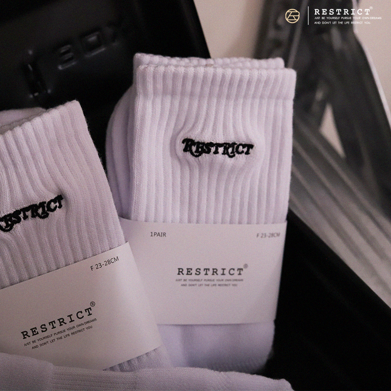 RESTRICT® MADE 美式刺繡LOGO毛巾底長襪