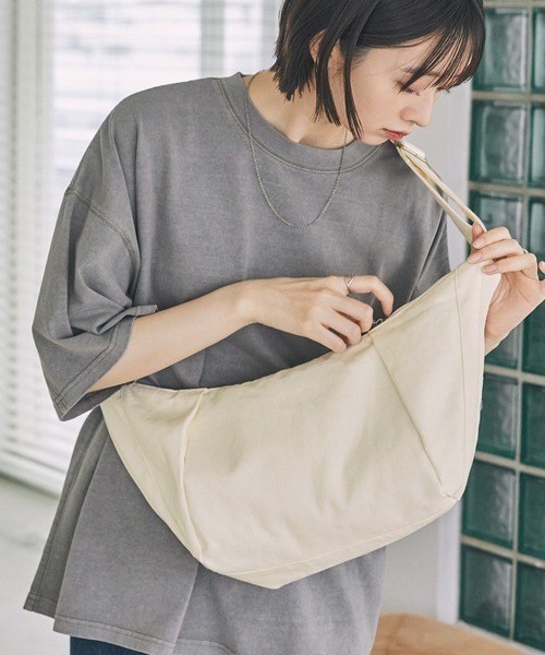 [現貨] MONO-MART / Banana round shoulder bag