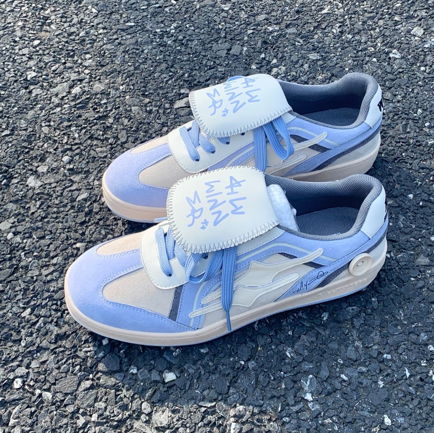 KILLWINNER SHOOTING STAR GREY 張員瑛同款德訓鞋 白藍色