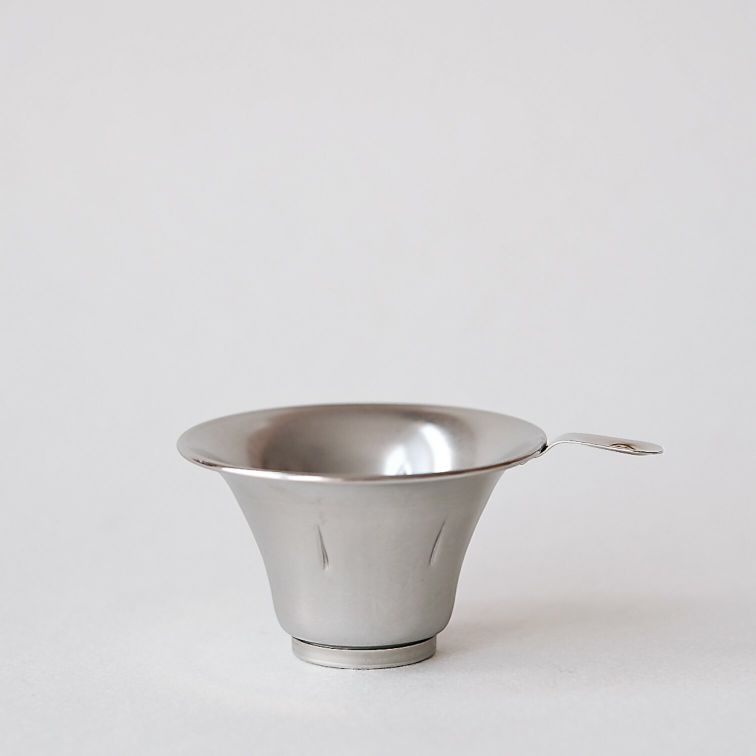 𝗕𝗘𝗦𝗧𝗘𝗔・𝗧𝗲𝗮 𝗦𝘁𝗿𝗮𝗶𝗻𝗲𝗿