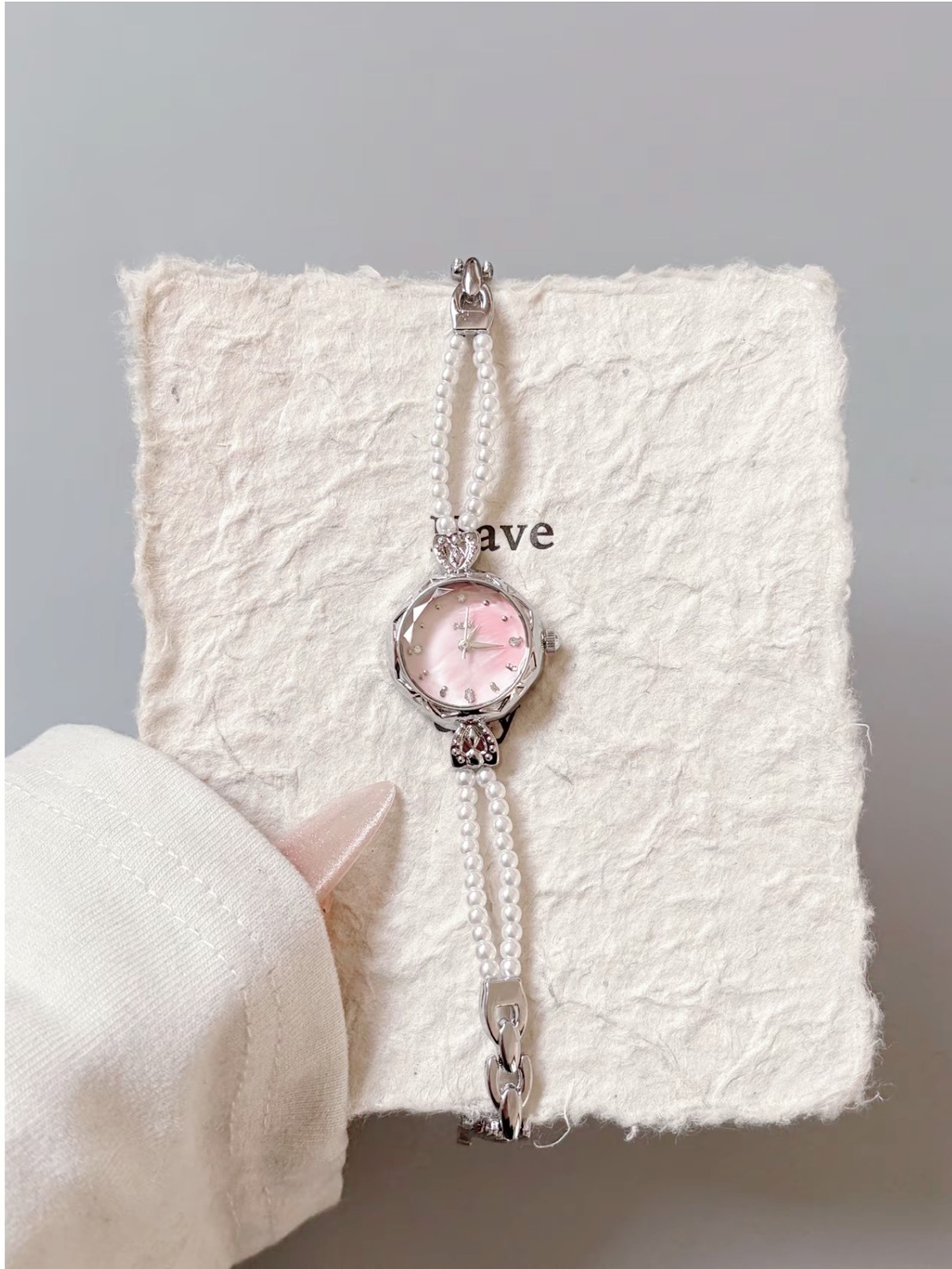 在逃公主珍珠錶鏈 手錶 附禮盒紙袋