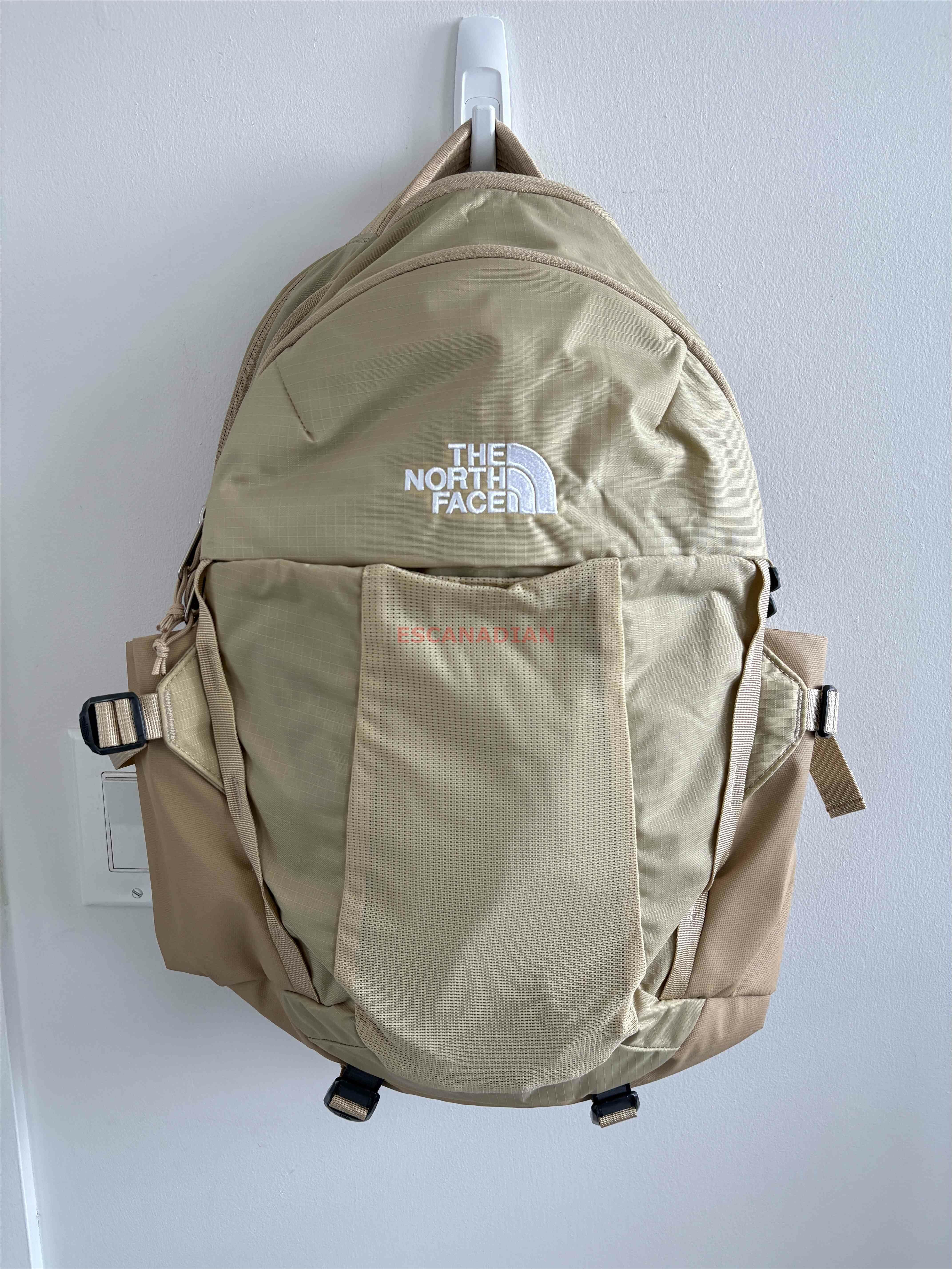 THE NORTH FACE RECON系列 (30L) 大人 電繡LOGO 多功能 後背包