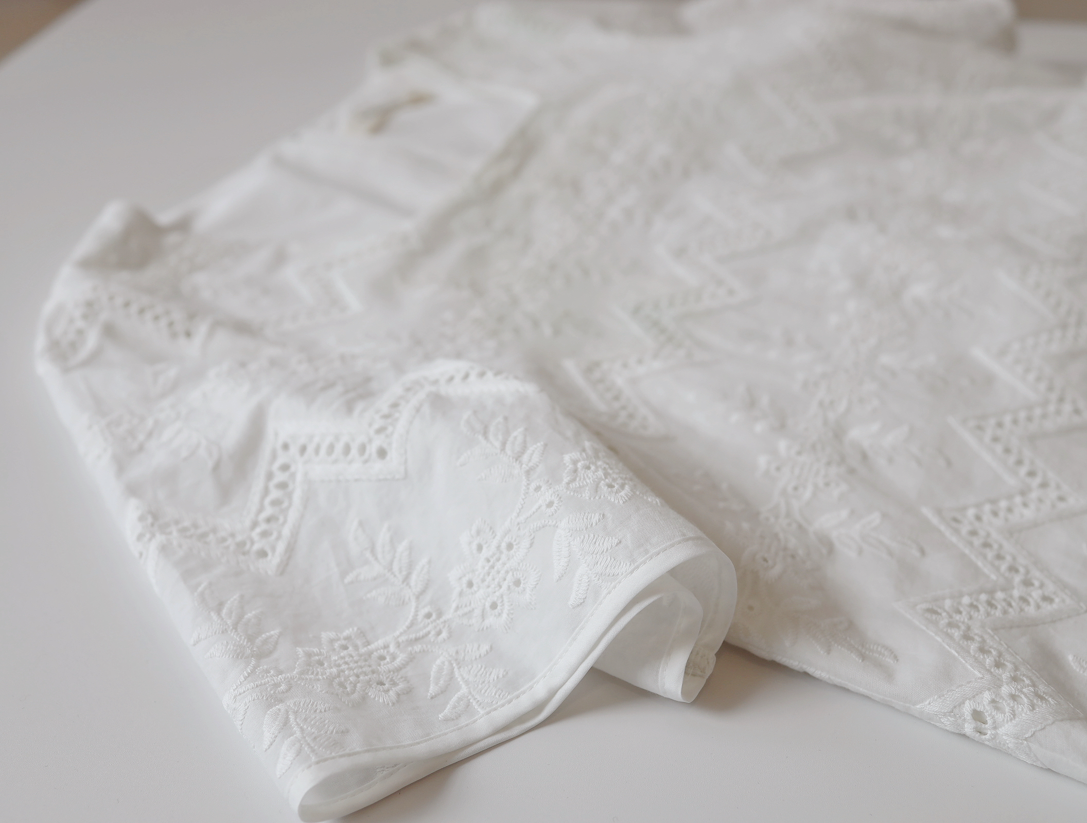 現貨 7166 米白刺繡中長裙